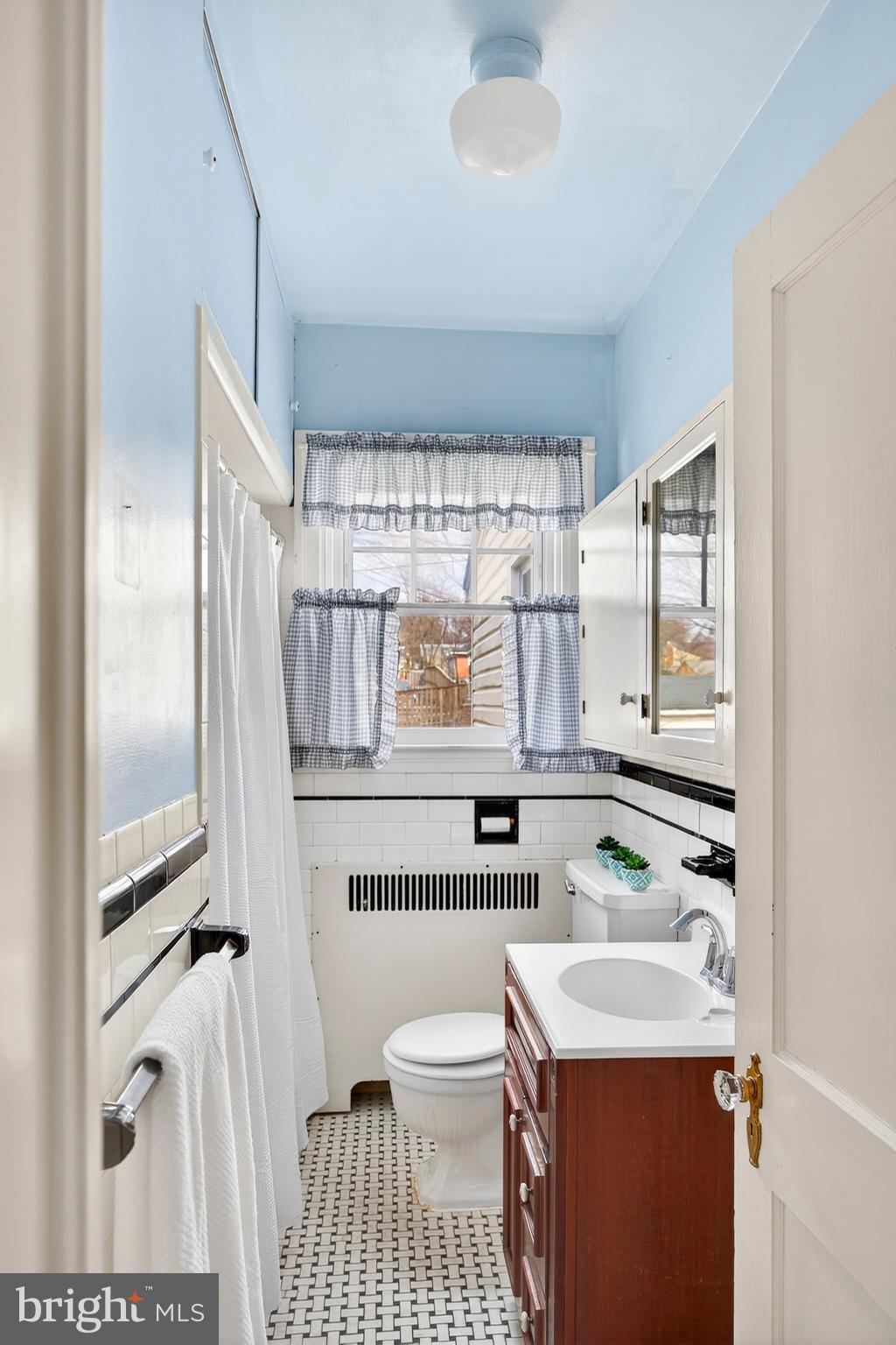 OAK CREST - Residential