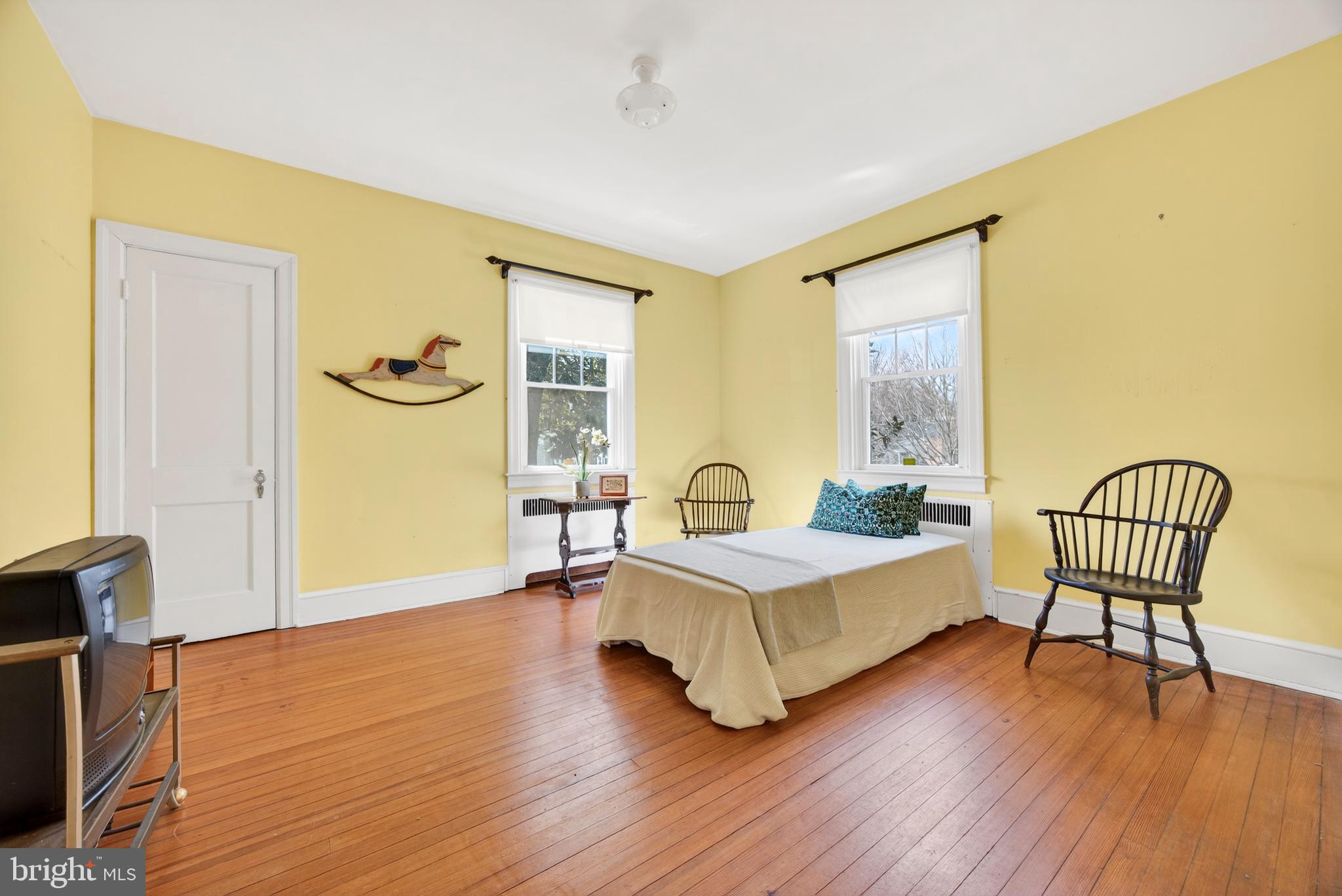 OAK CREST - Residential