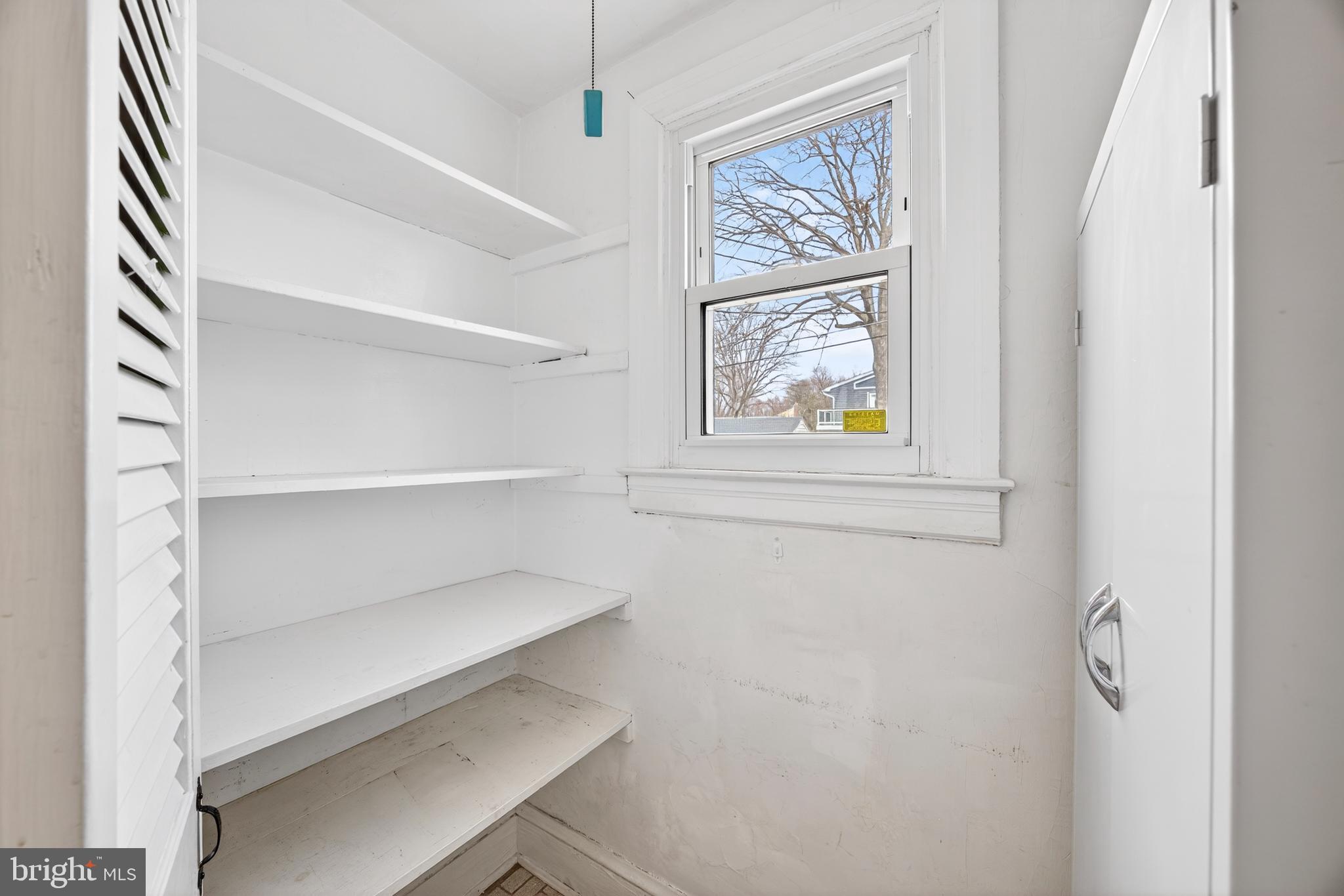 OAK CREST - Residential