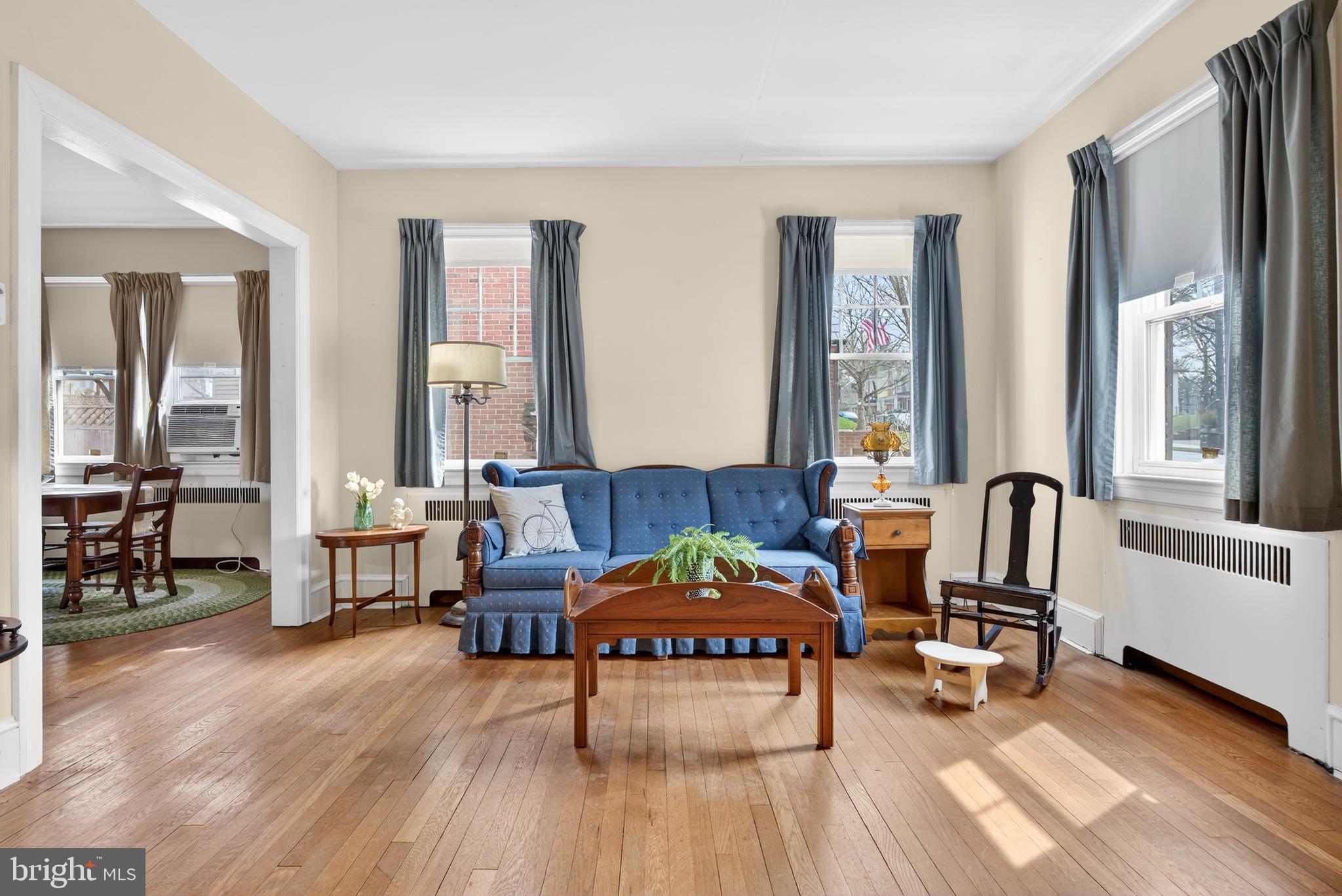 OAK CREST - Residential