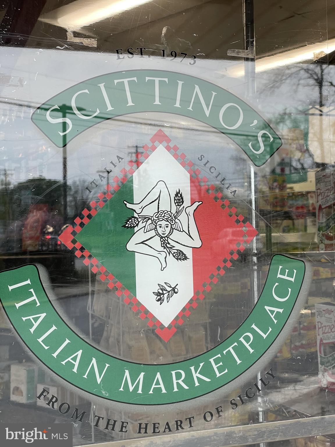 OAK CREST - Residential