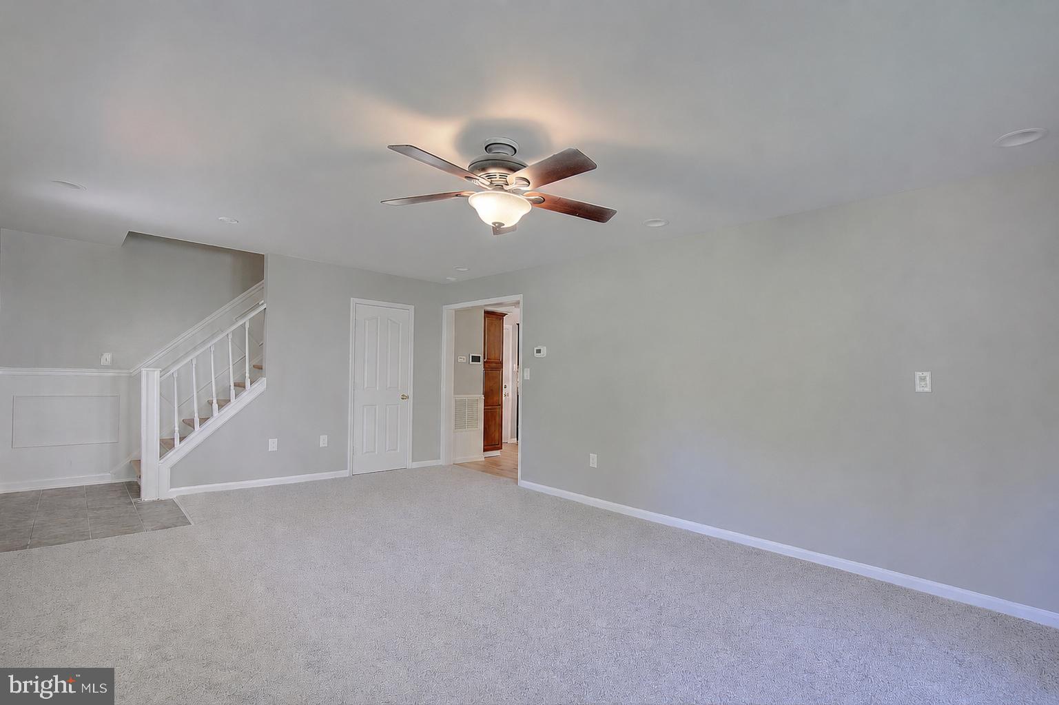 MATTINGLY AVE IND HEAD - Residential