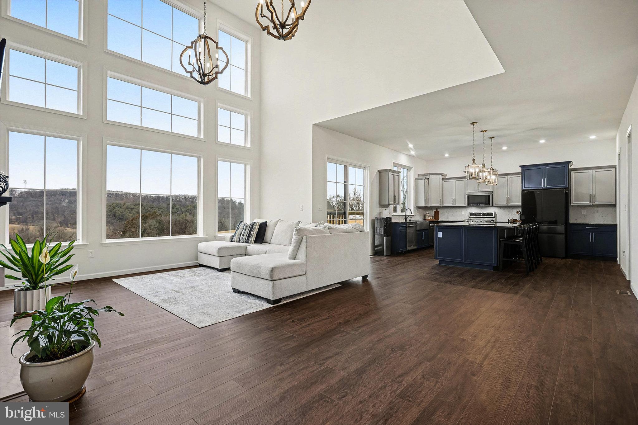 802 BLAKE DRIVE