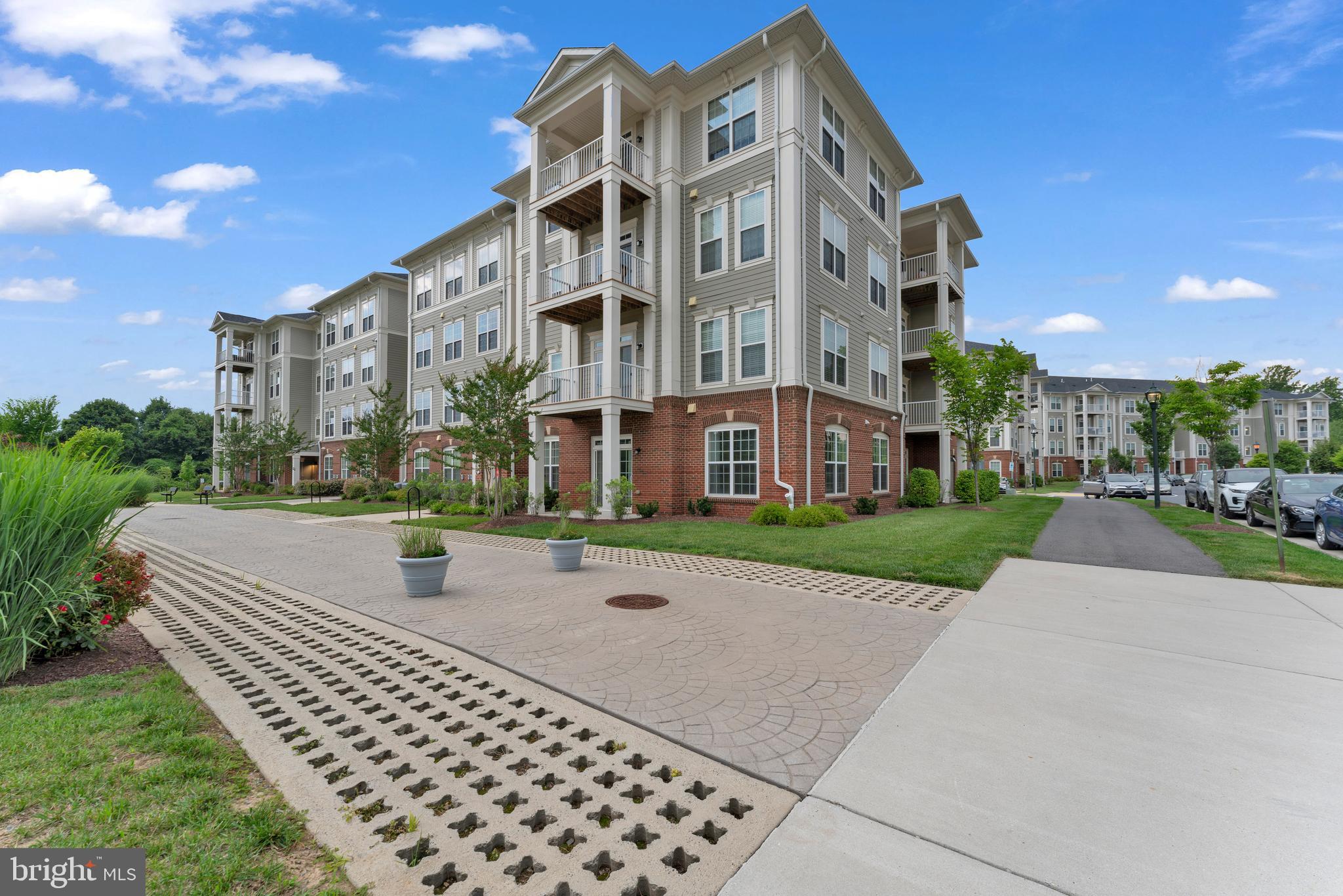 NORBECK CROSSING - Residential