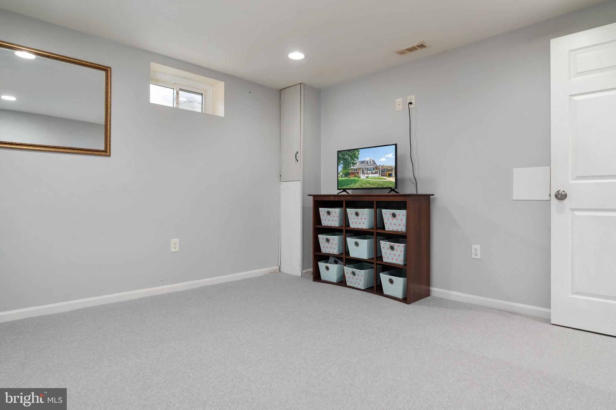 GLEN BURNIE PARK - Residential