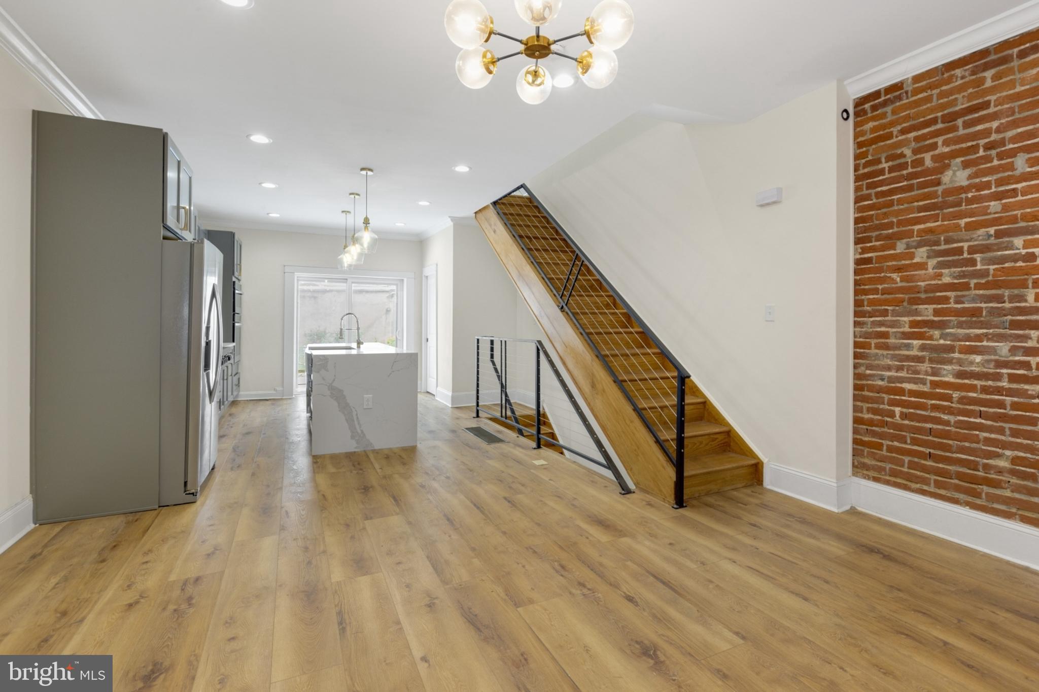 OLDE KENSINGTON - Residential Lease