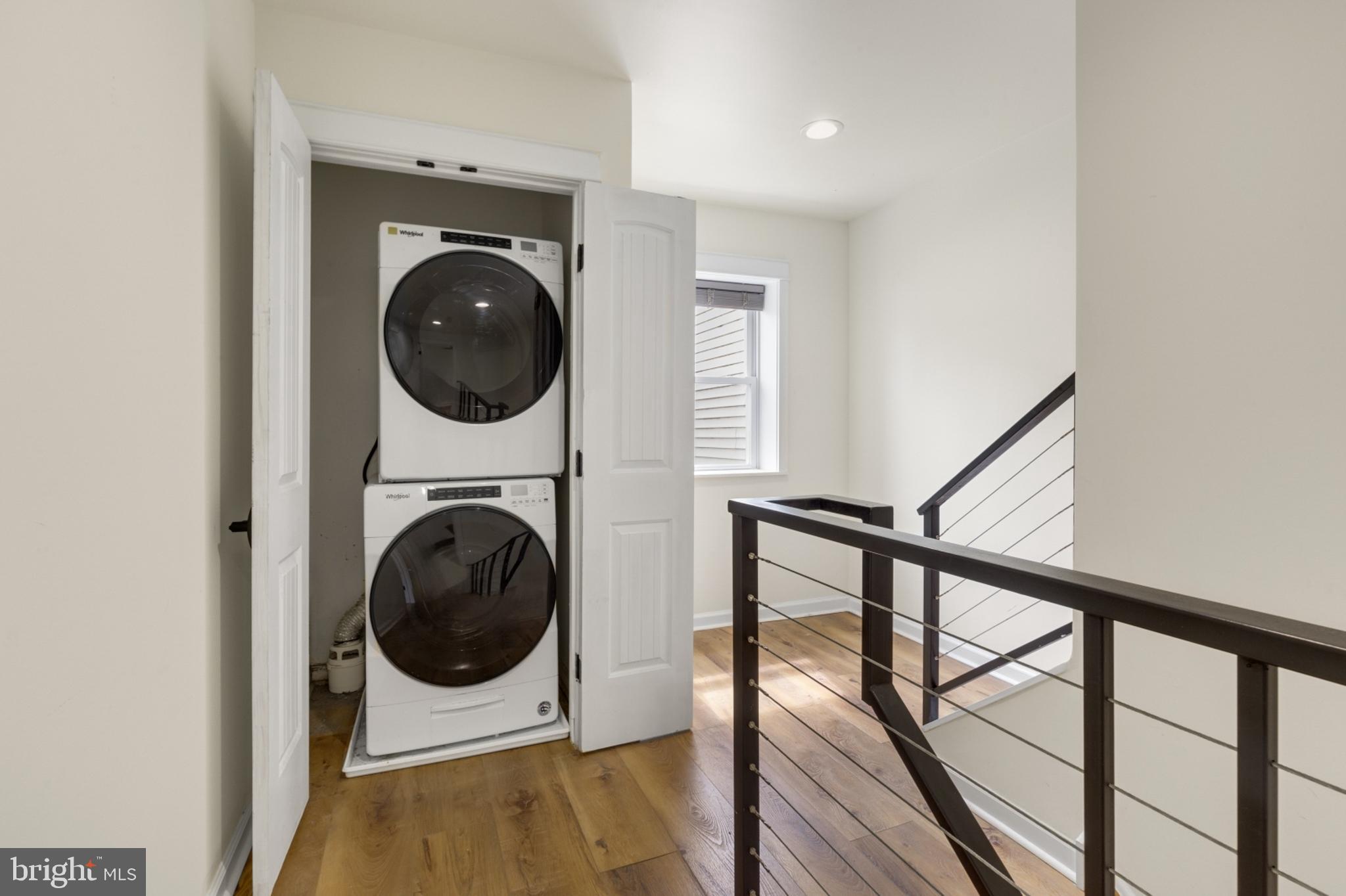 OLDE KENSINGTON - Residential Lease