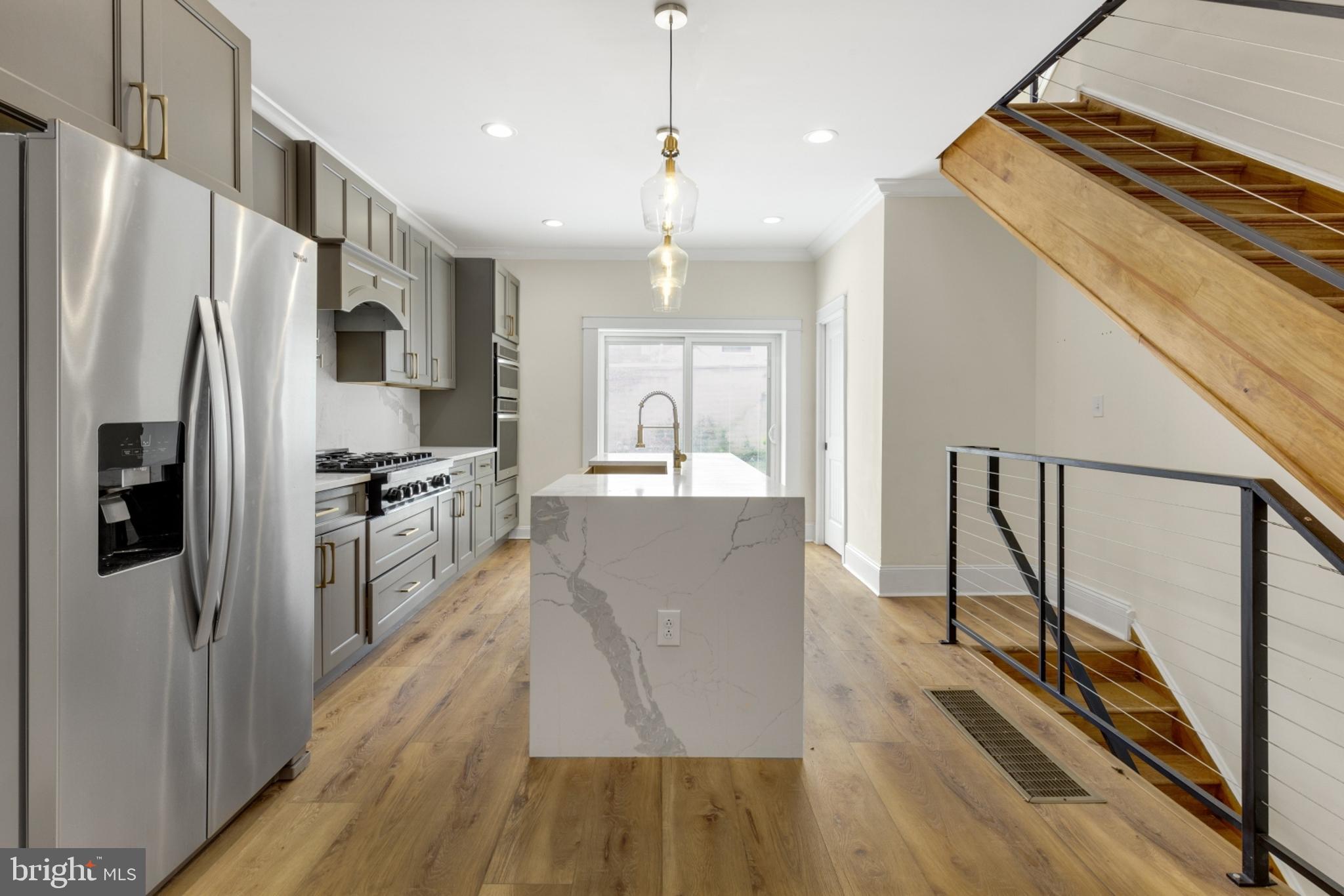 OLDE KENSINGTON - Residential Lease