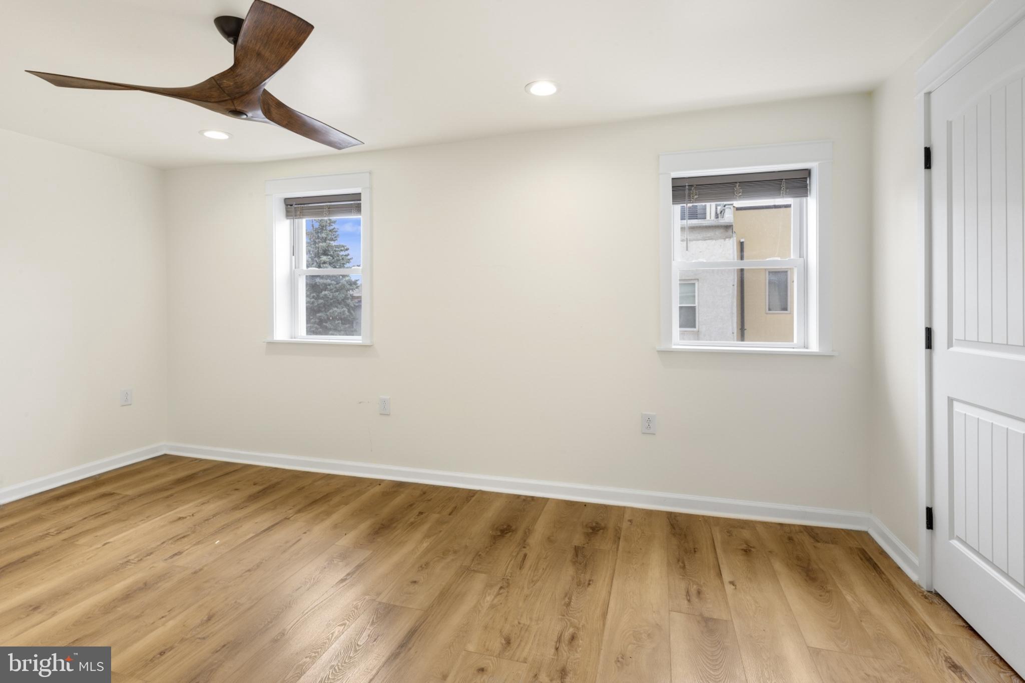 OLDE KENSINGTON - Residential Lease