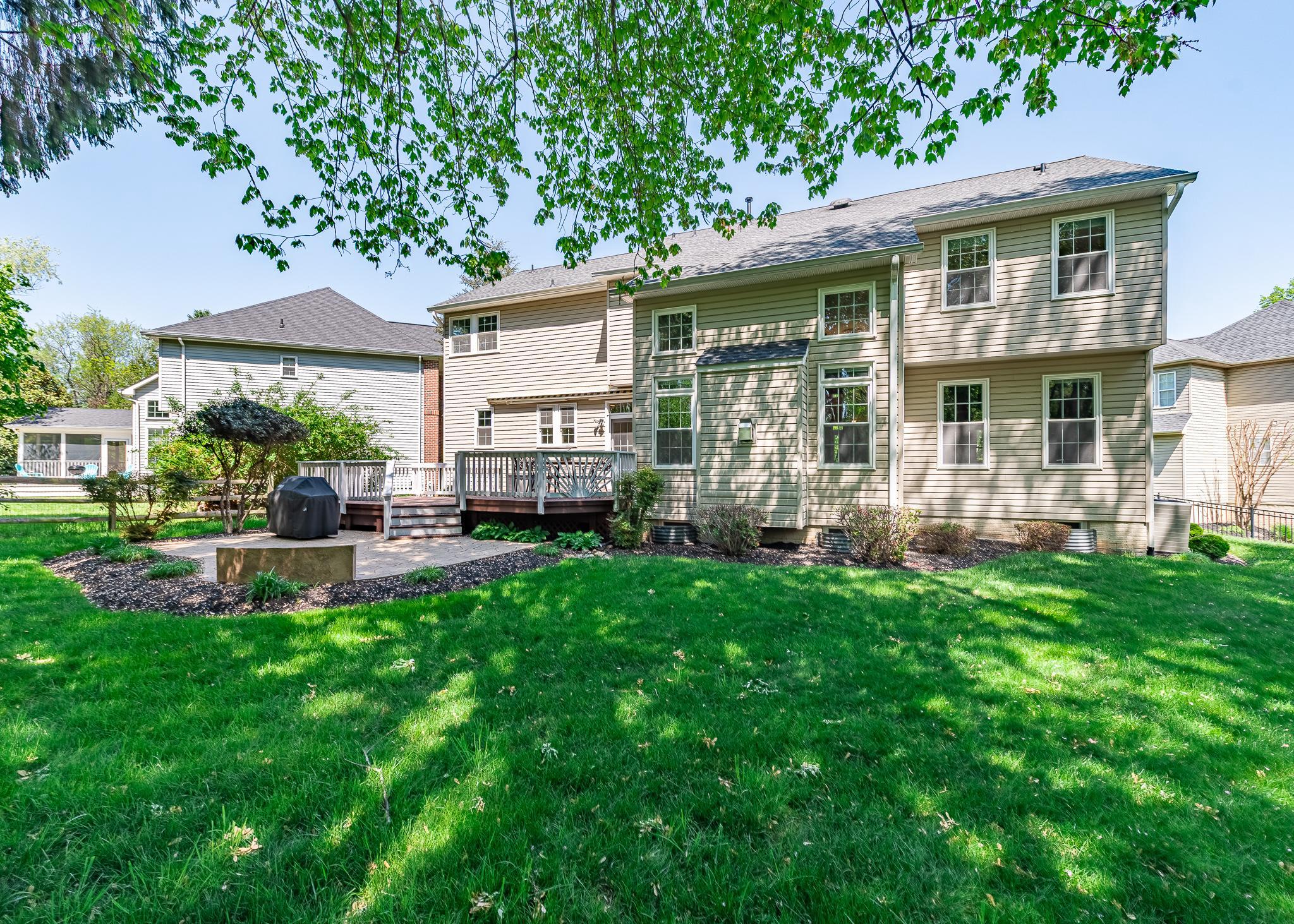 VILLAGE OF RIVER HILL - Residential