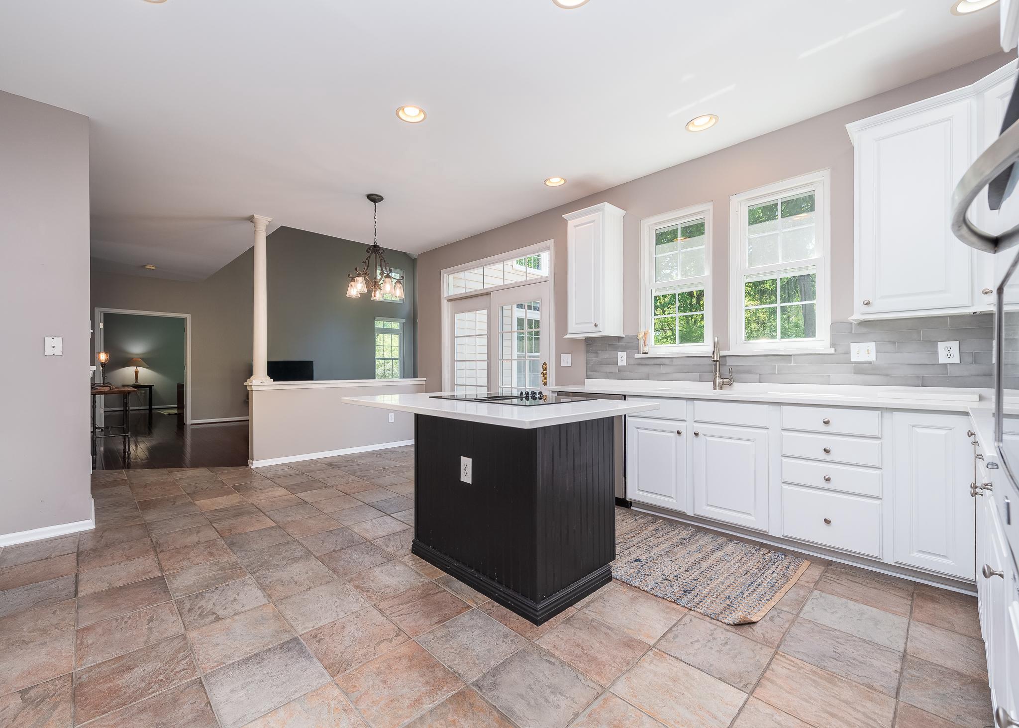 VILLAGE OF RIVER HILL - Residential