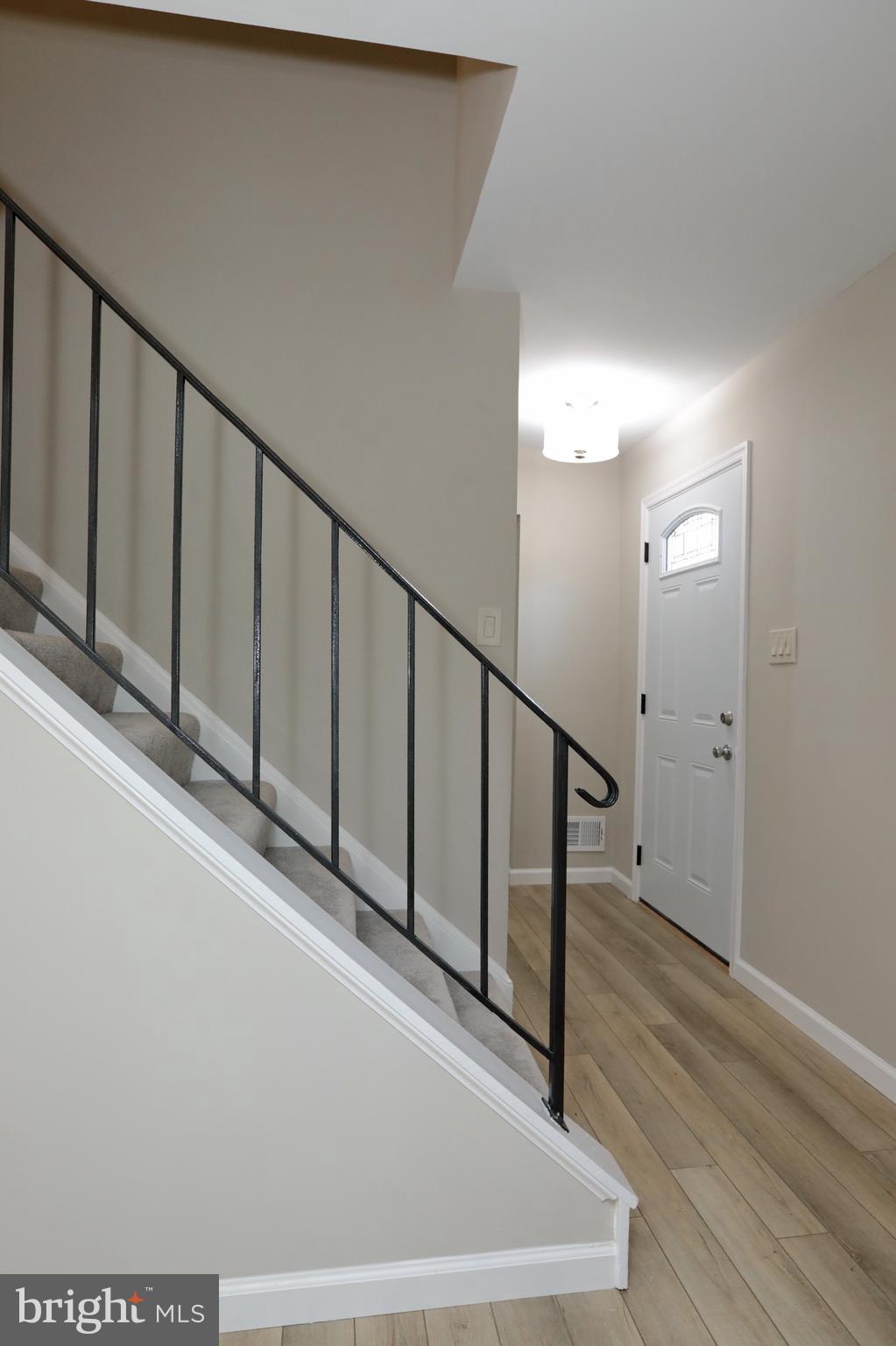 SURRATTS GARDENS - Residential