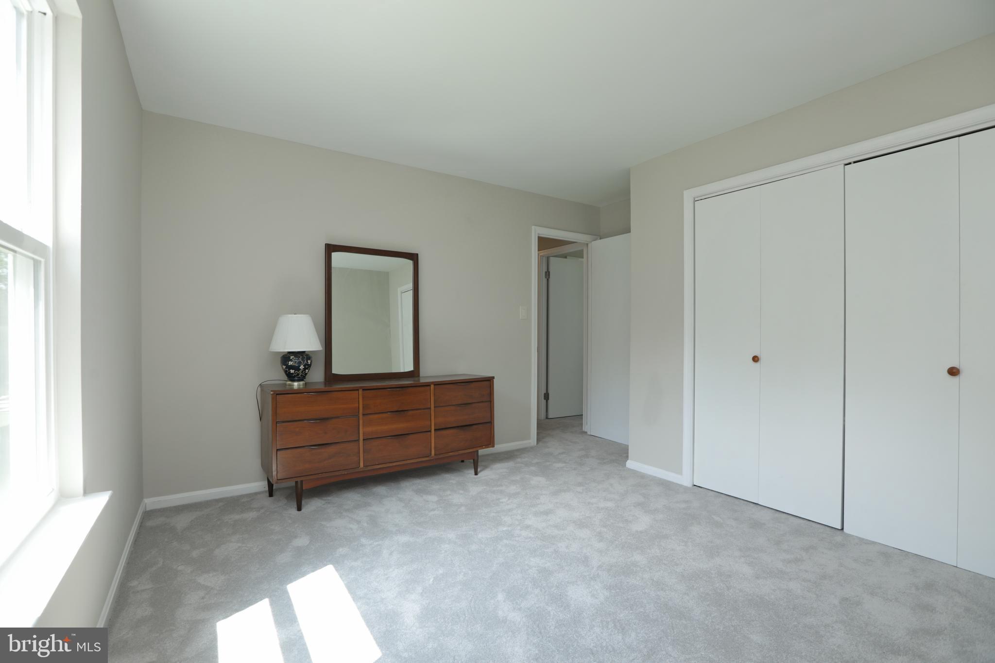 SURRATTS GARDENS - Residential