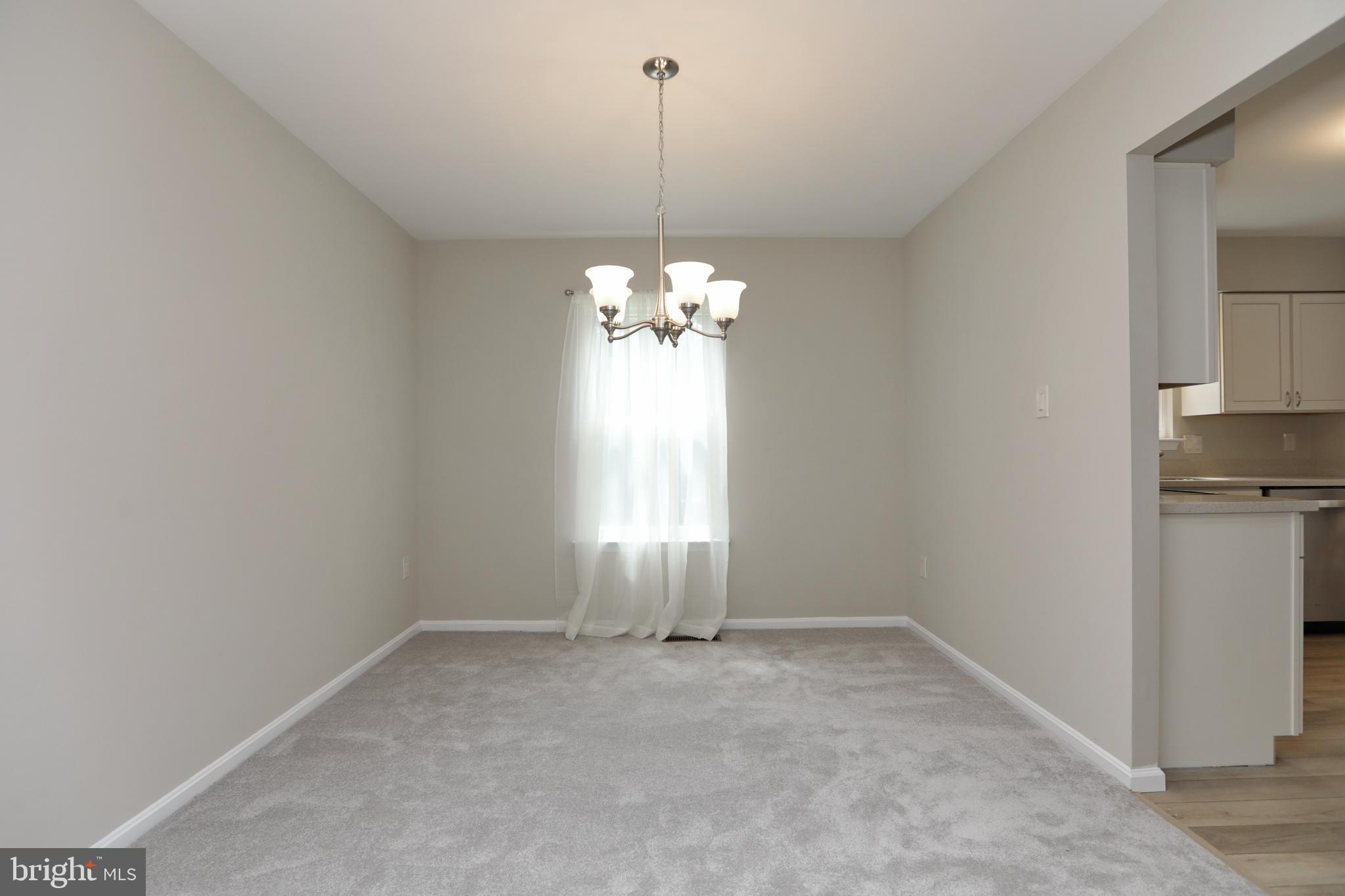 SURRATTS GARDENS - Residential