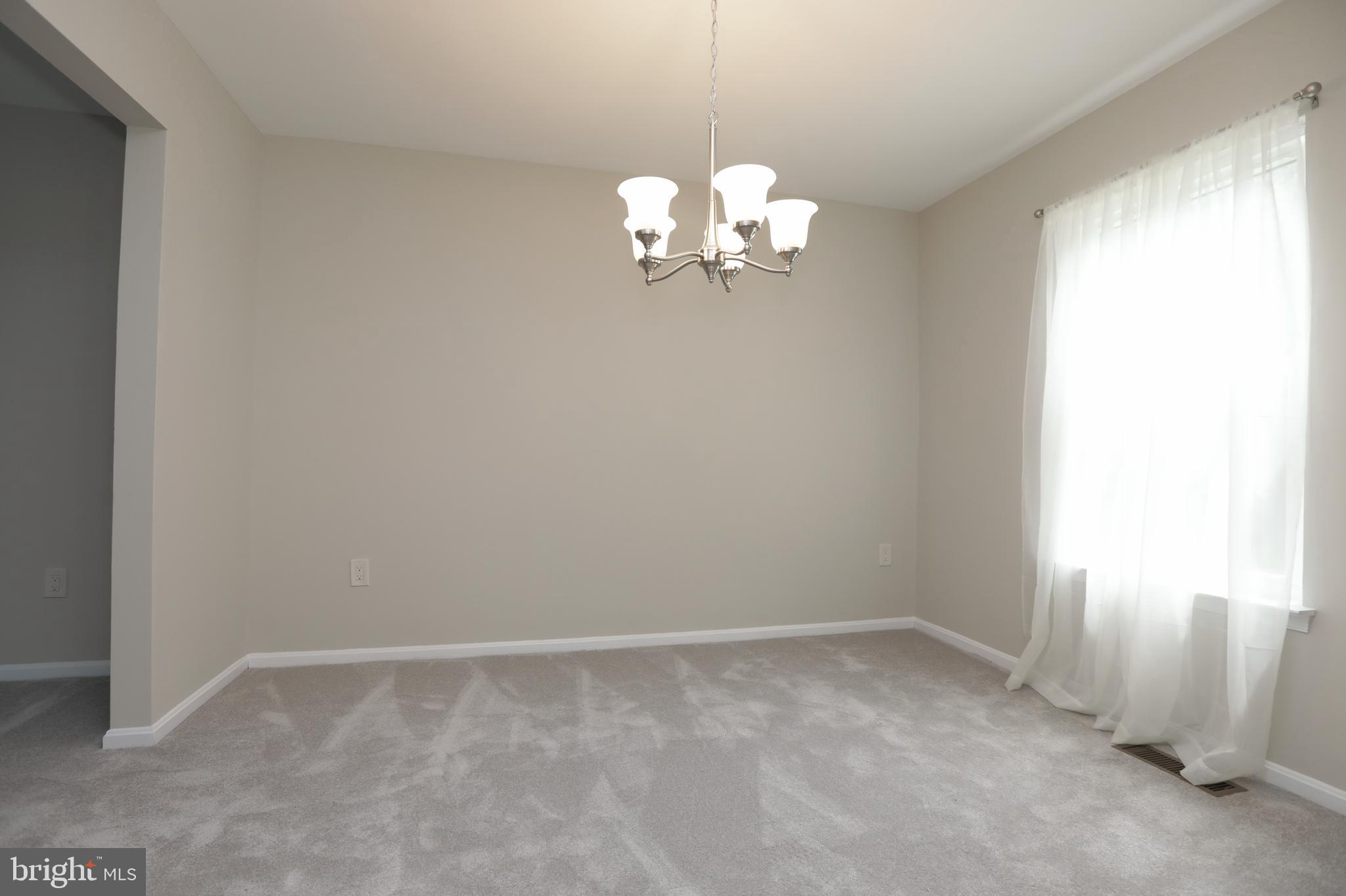 SURRATTS GARDENS - Residential