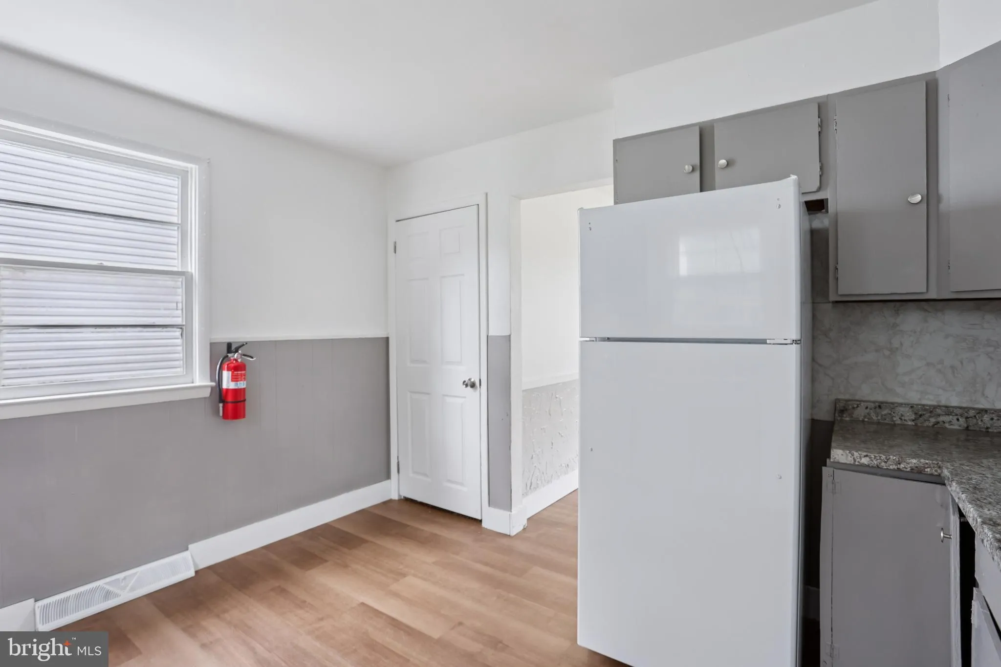 Millville, New Jersey 08332, United States, 3 Bedrooms Bedrooms, ,1 BathroomBathrooms,Residential,Pending,219974