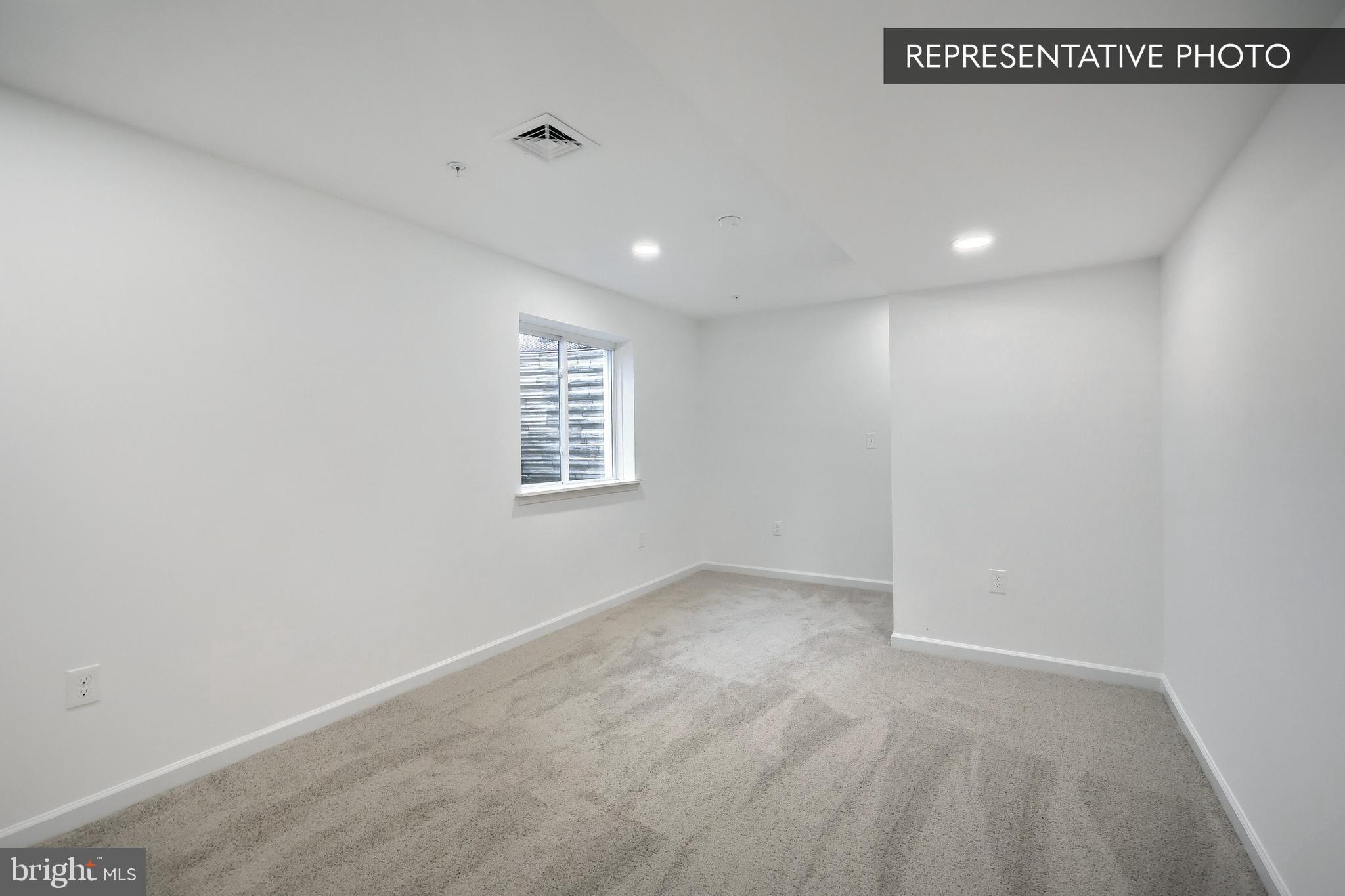 LOGAN GREENE - Residential