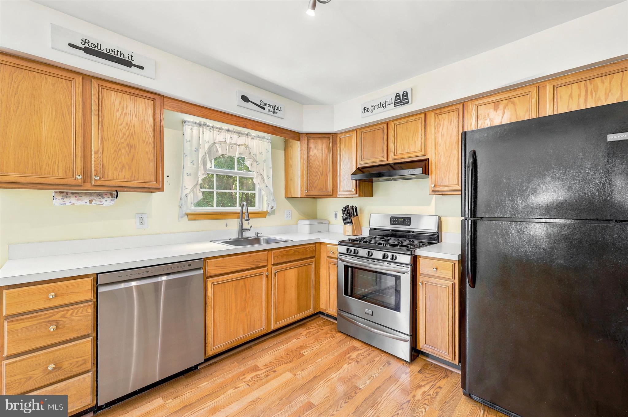 ROSLYN - Residential