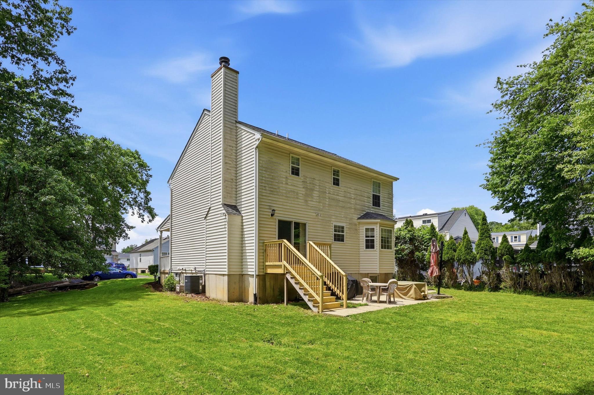 ROSLYN - Residential