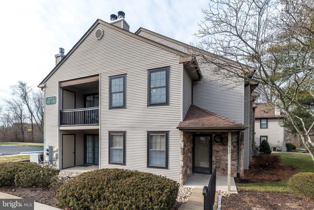 Photo of 422 Redbud Court, WARRINGTON, PA 18976 (MLS # PABU2112284)