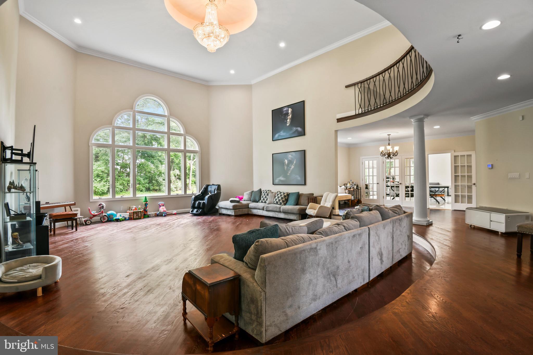 28 HIGH RIDGE ROAD