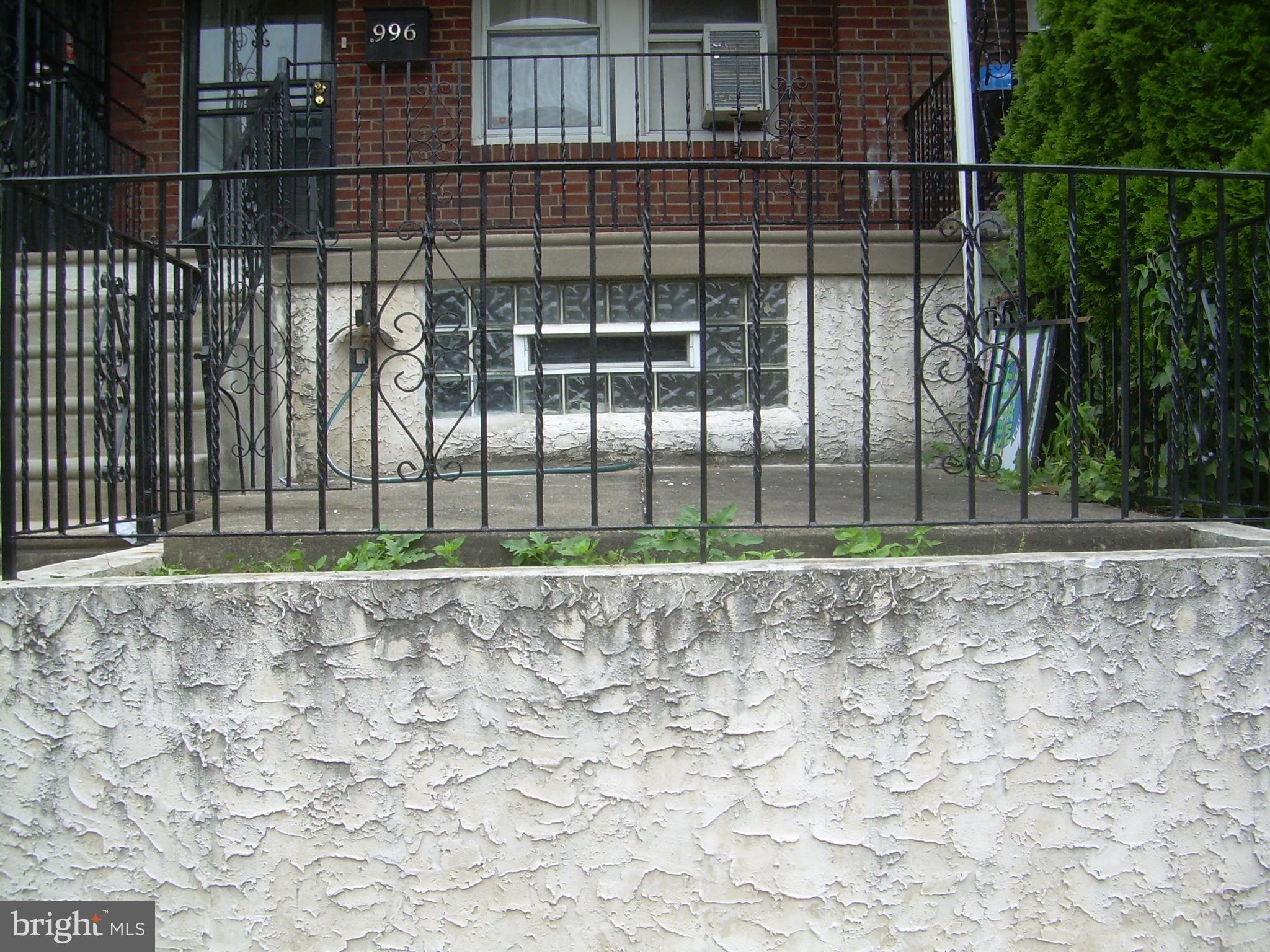Welcome to 996 Anchor St. A well maintained row home. Move in ready. Enter on the front porch, followed by Living room, Dining area and then a large kitchen fitted with ample kitchen cabinets. Upstairs 3 X Nice sized bed rooms and a hall bath. All rooms decorated fan with light. Beautiful hardwood flooring on whole 1st and 2nd floor. Entire house is painted freshly. 100% Finished Basement with laundry hookups is another attraction. Roof is almost 6 years old. Concreted front yard is an advantage for BBQ. 1 x Car parking space on rear side of the house. All appliances as-is condition.