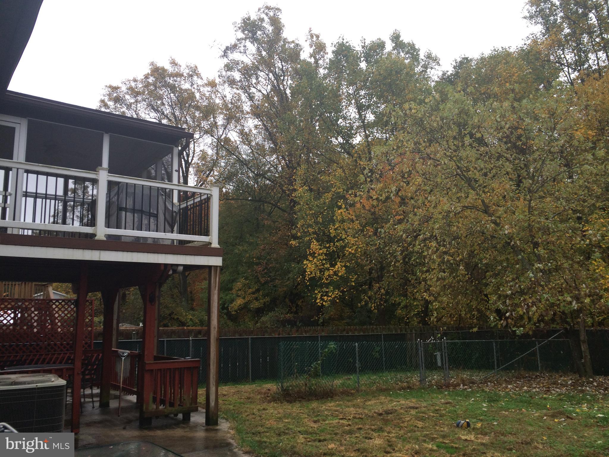 PROVINCES - Residential Lease