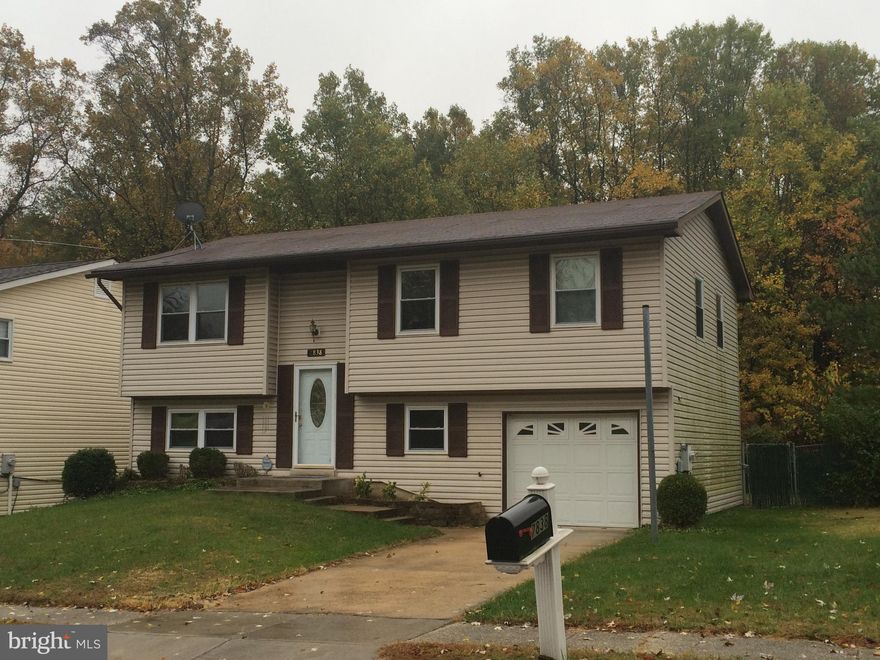 WELL MAINTAINED -LEVEL BACK YARD-  FENCED REAR YARD BACKING TO WOODS & OPEN AREA - Lovely Screened Porch - Open Floorplan - Stainless Appliances - 42 " Kitchen Cabinets - 3 Upper Level Bedrooms - Walkout Basement features Oversized Family Room and Den that could be used as a 4th bedroom - Full Bathroom on Every Level- Great location 7 minutes to Arundel Mills Mall, & 5 min to Ft Meade entrance. Current tenant moves out Nov 2nd and home will be freshened and ready for new tenant by Nov 6th. Pets acceptable case by case. Please indicate quantity/breed/weight prior to showing. GOOD CREDIT REQUIRED (650+)