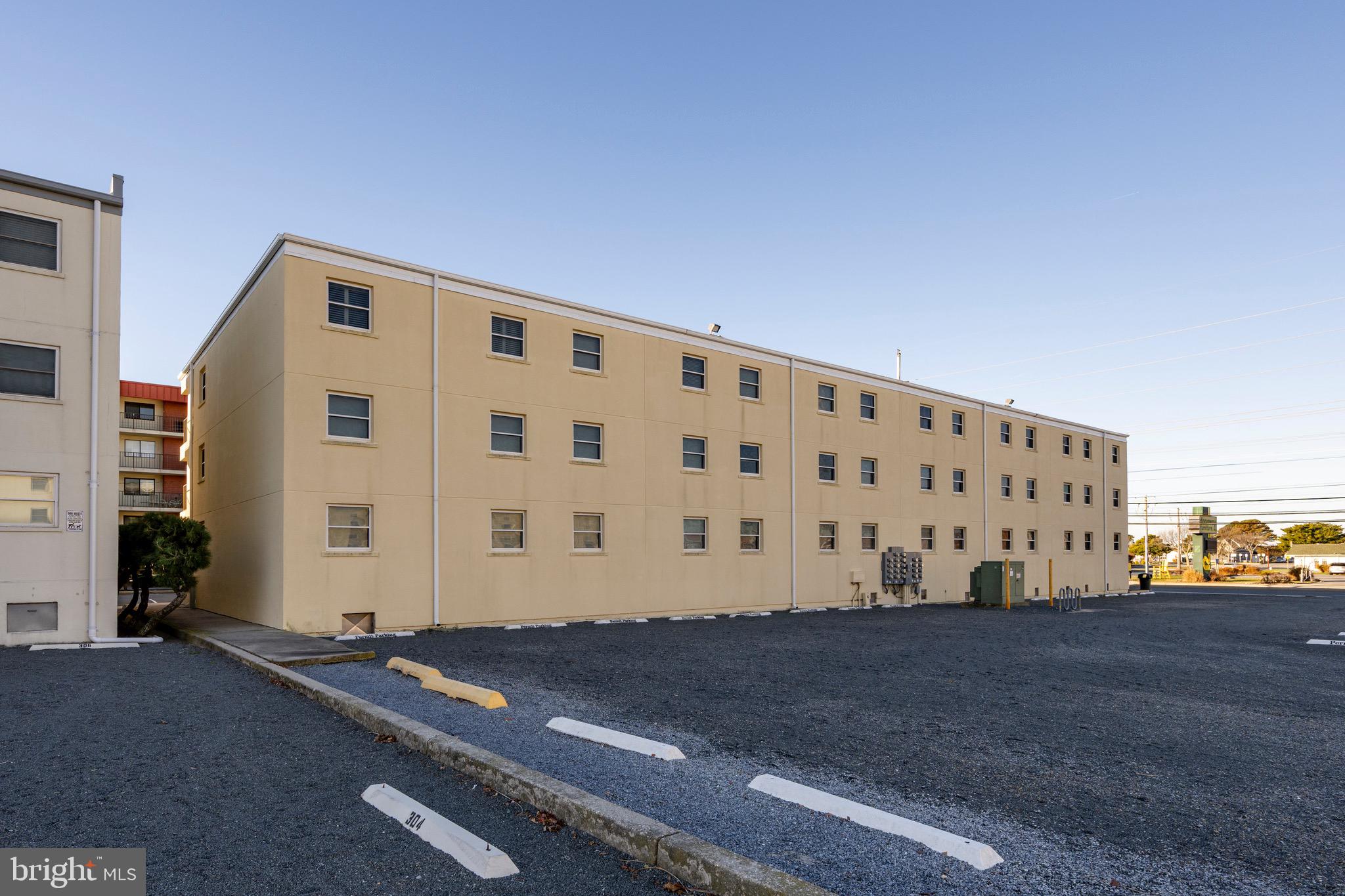 12 130TH STREET 31102