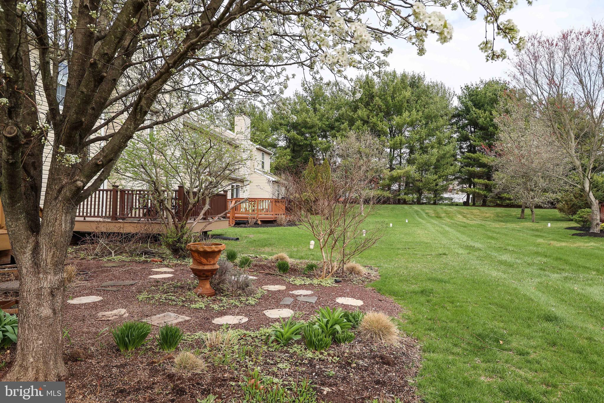 STONEGATE - Residential