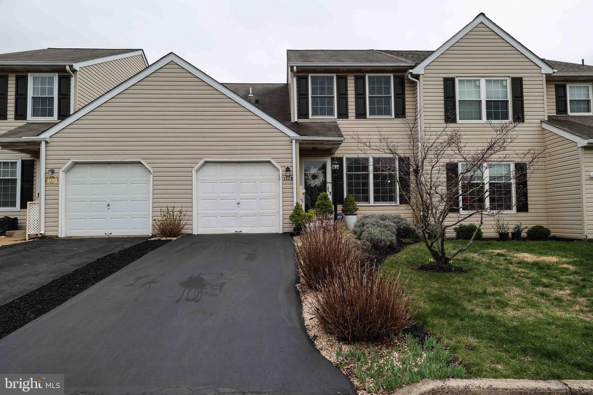 STONEGATE - Residential