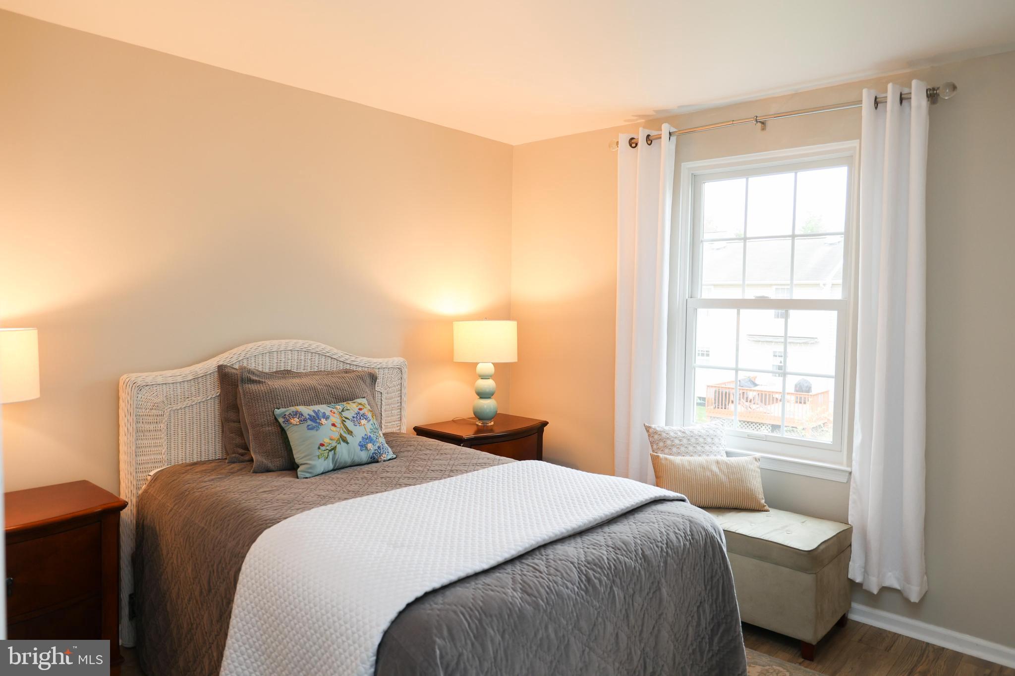 STONEGATE - Residential