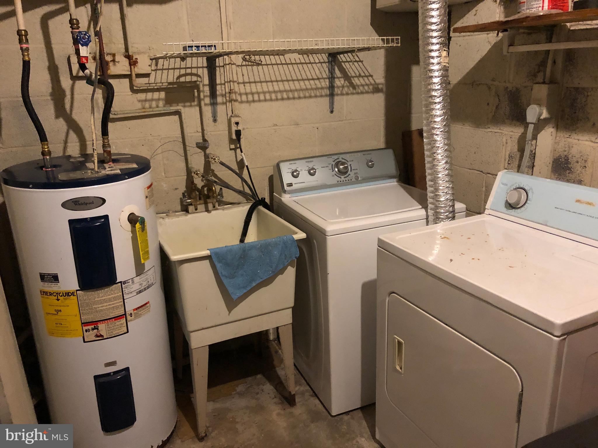 ELYSIAN WOODS - Residential