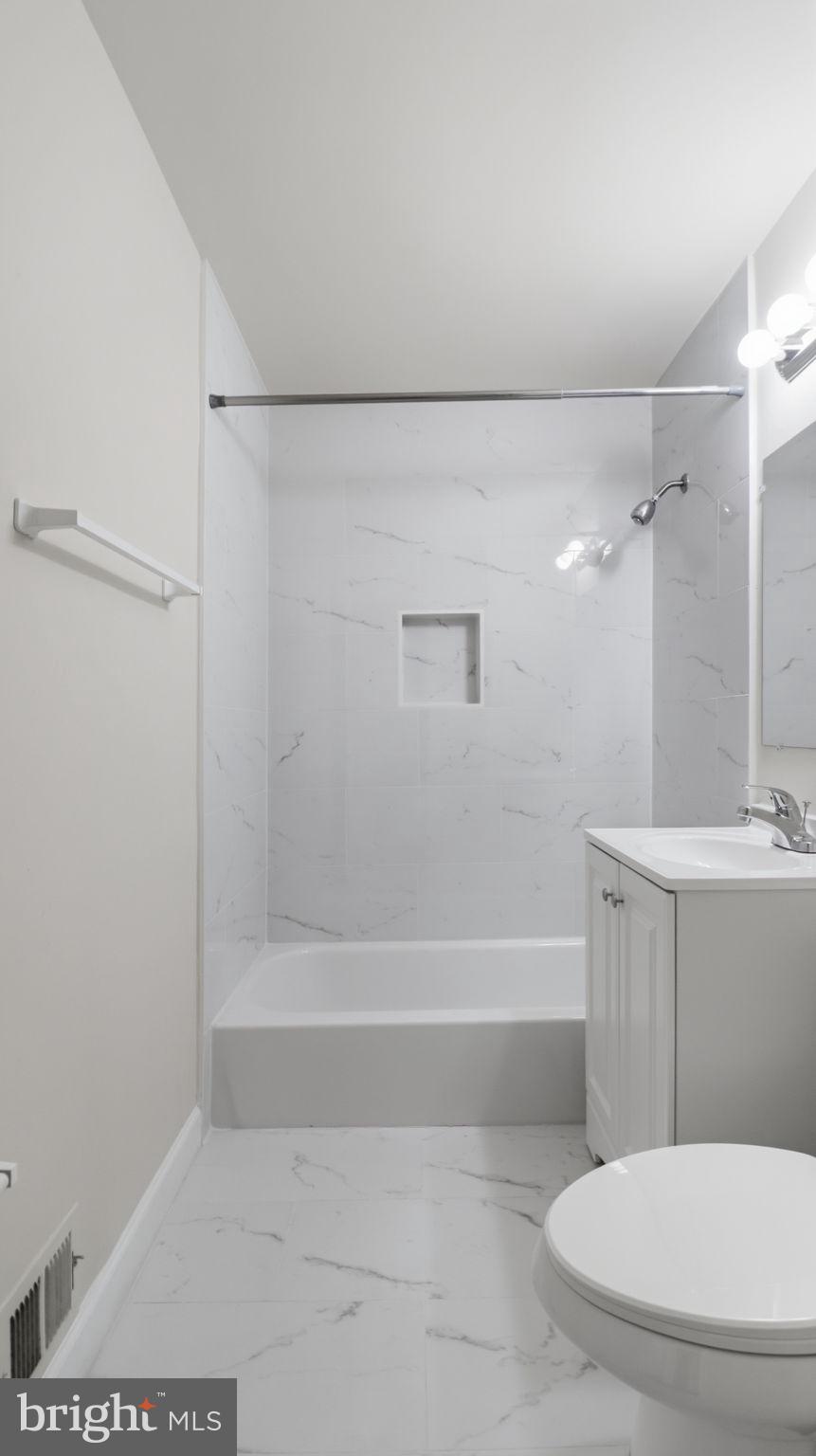 DALE CITY - Residential