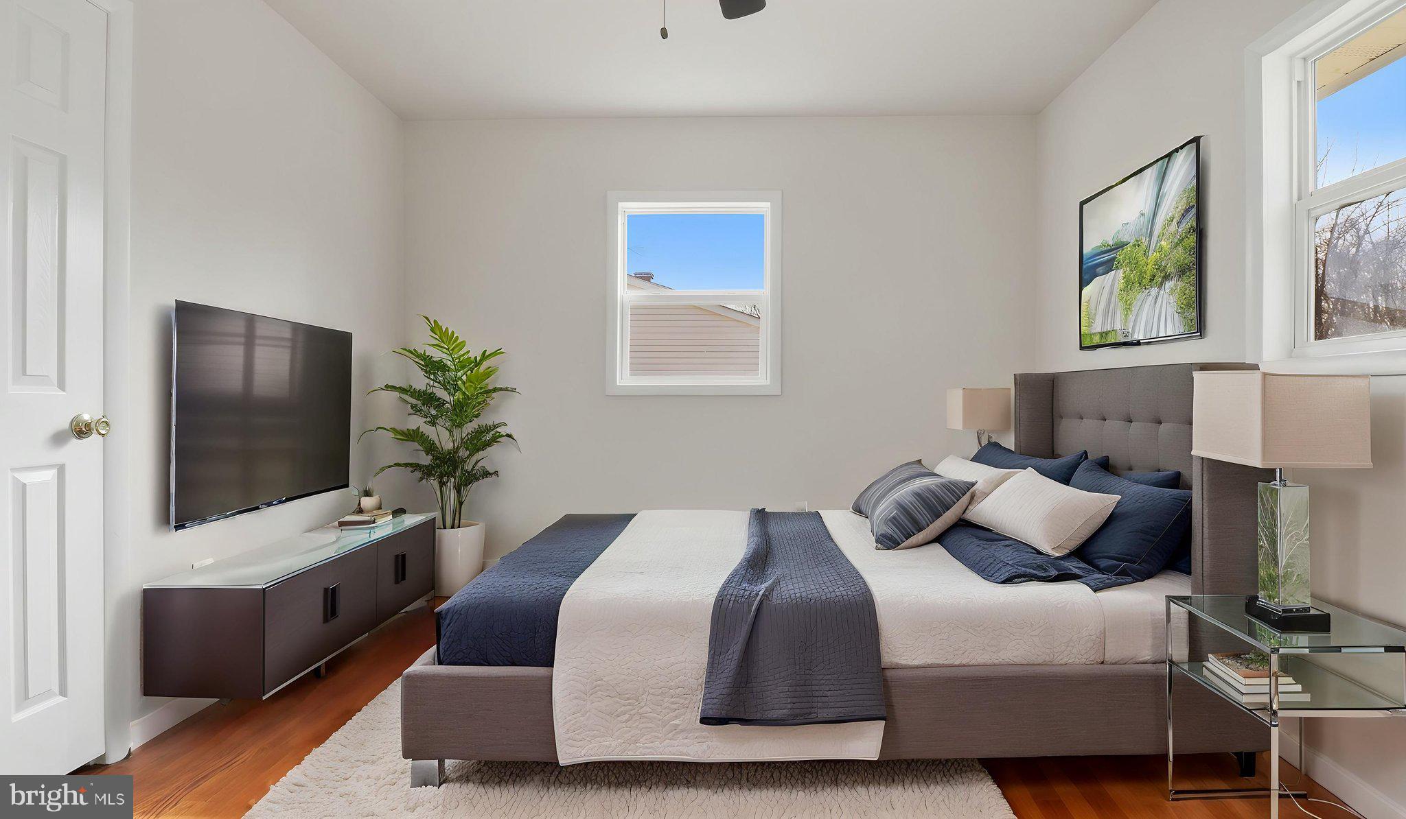 DALE CITY - Residential