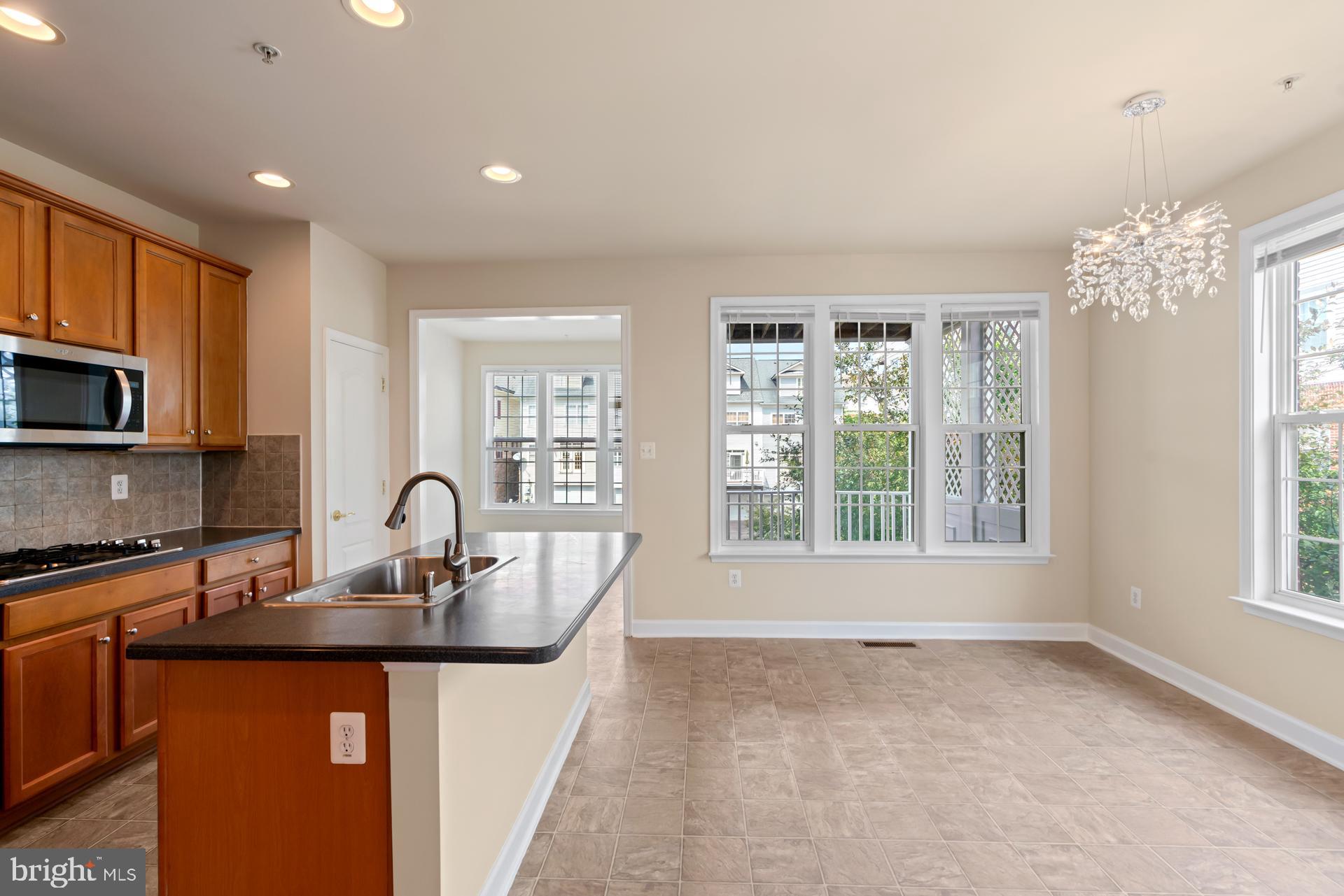 901 PLEASANT DRIVE