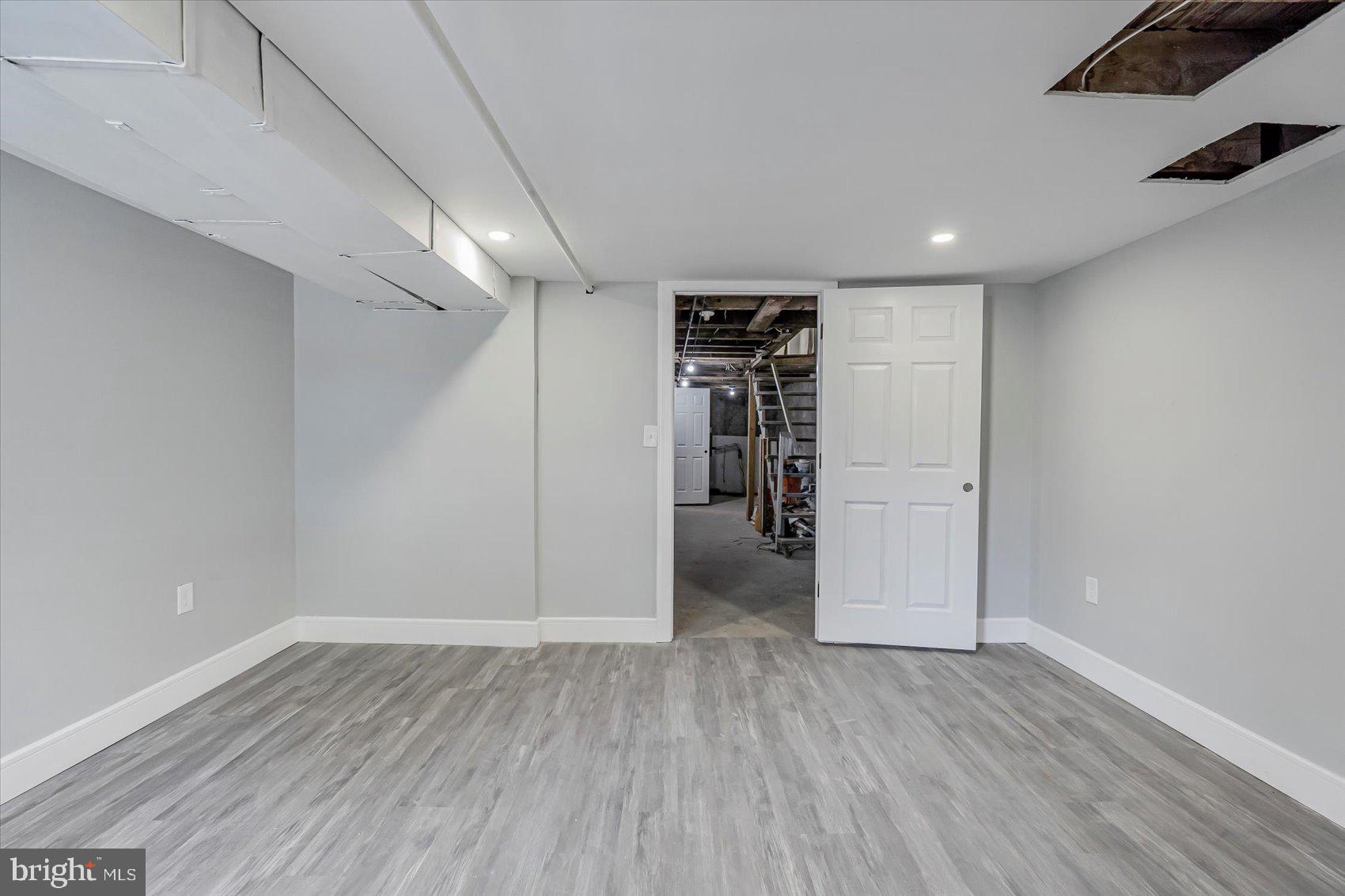 BROOKLYN - Residential