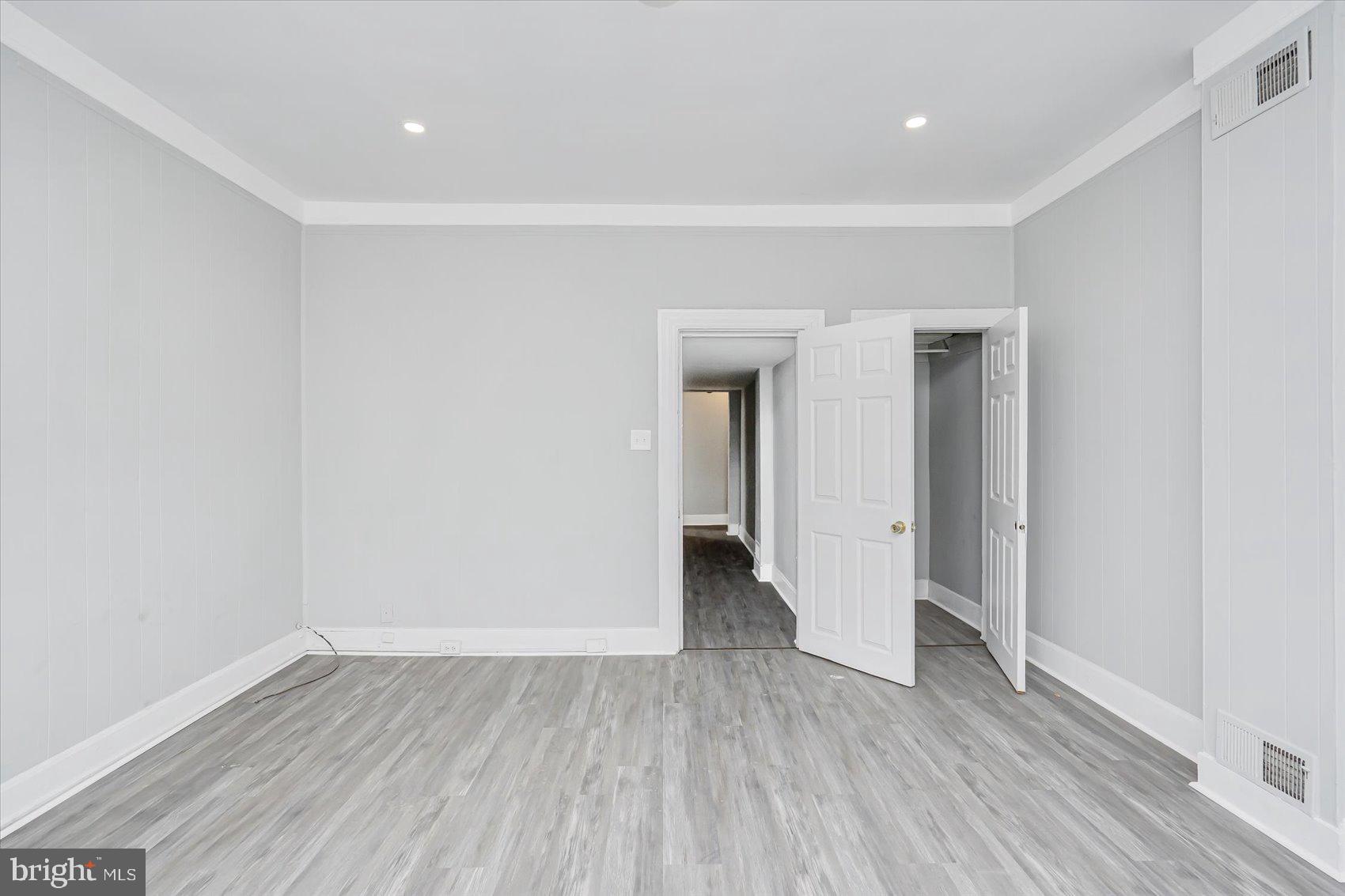 BROOKLYN - Residential