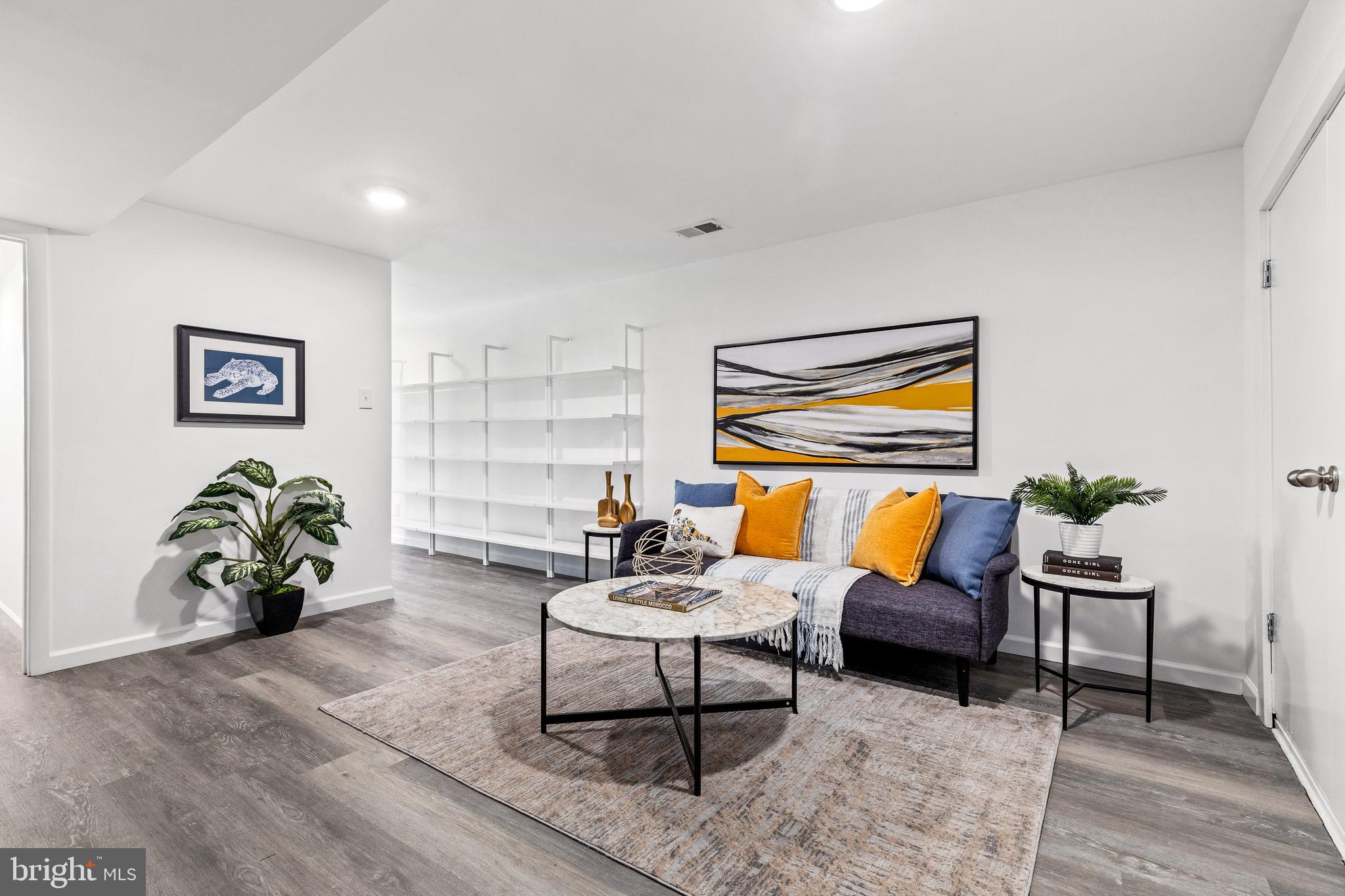 GLOVER PARK - Residential