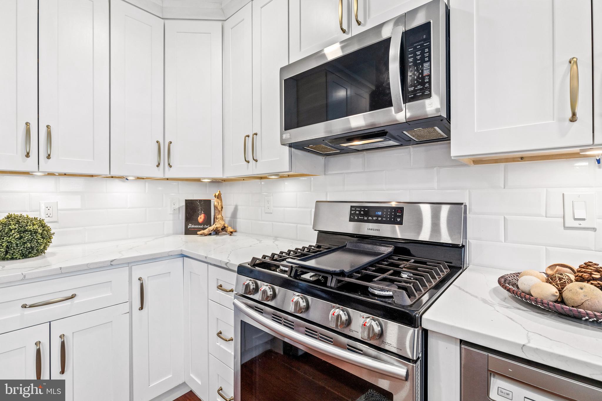 GLOVER PARK - Residential