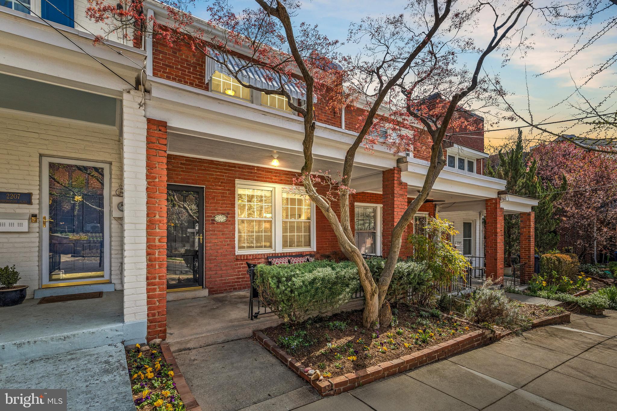 GLOVER PARK - Residential