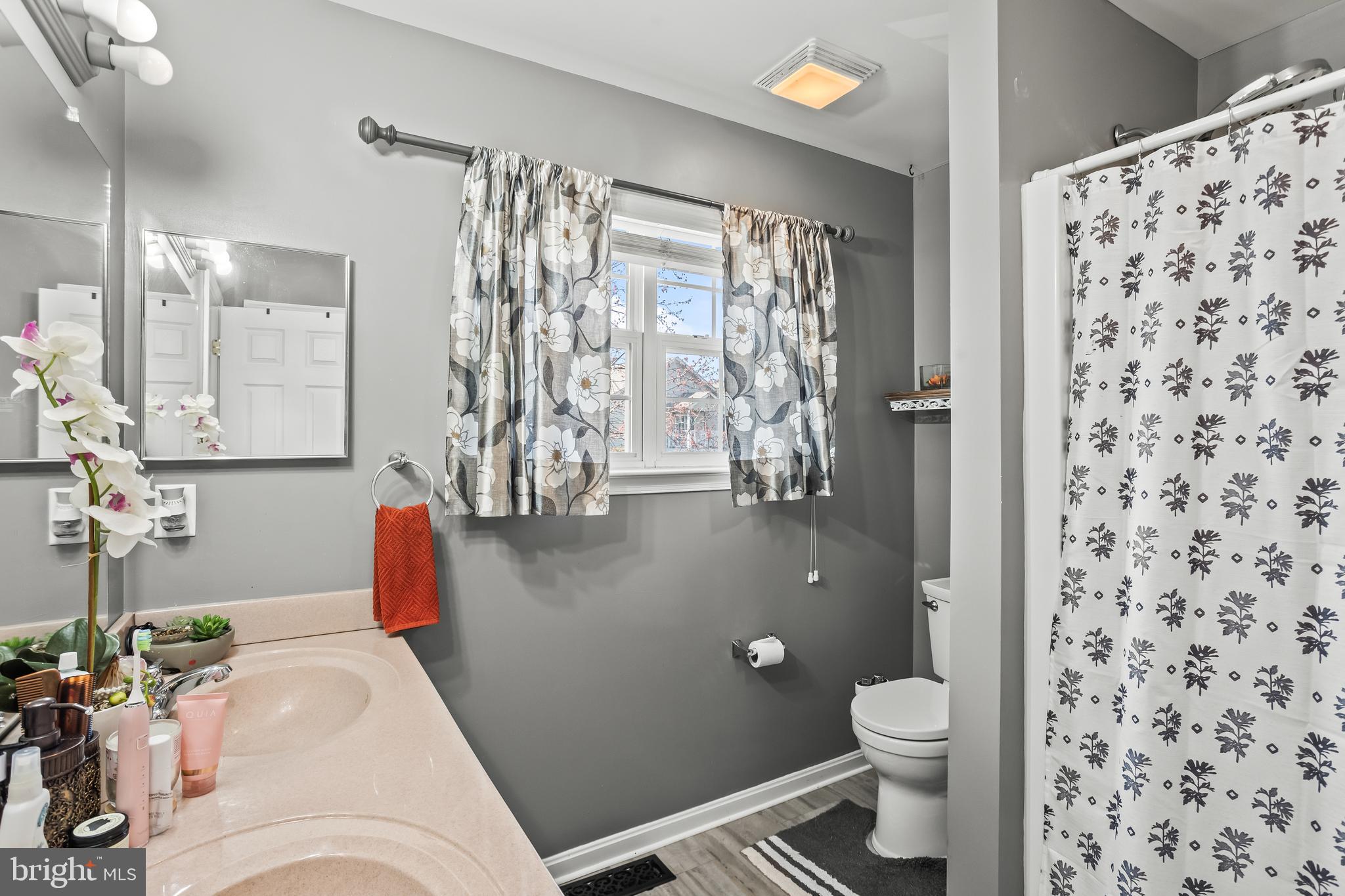 PINNACLE AT HERSHEY MEADOWS - Residential