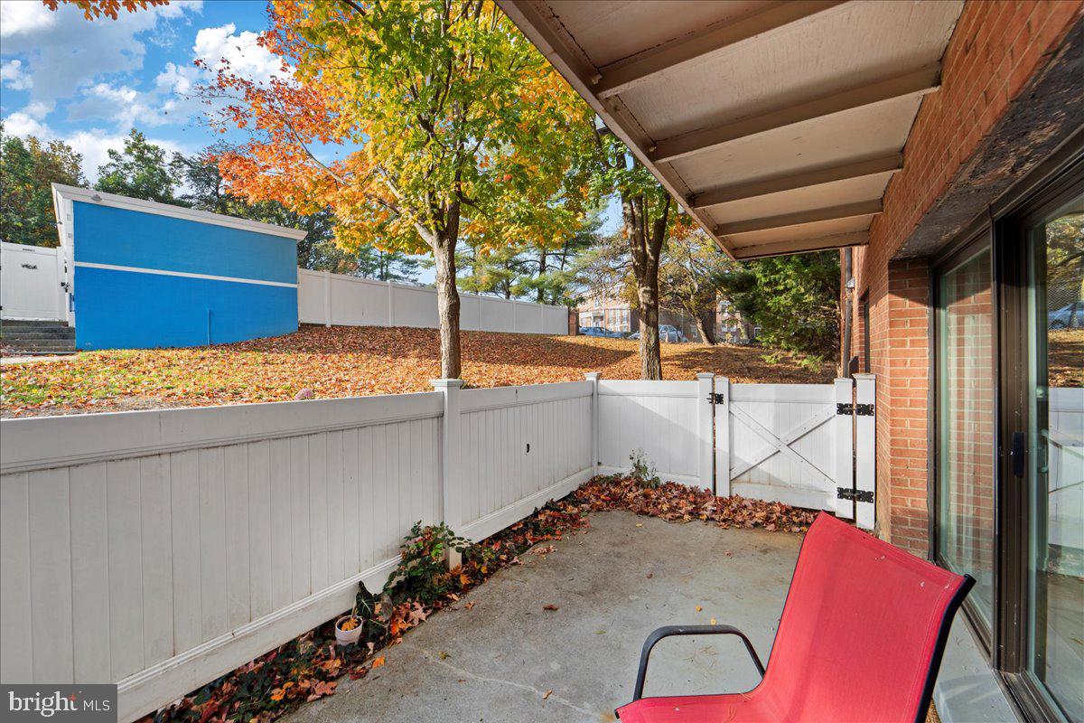 BOLLING BROOK - Residential Lease