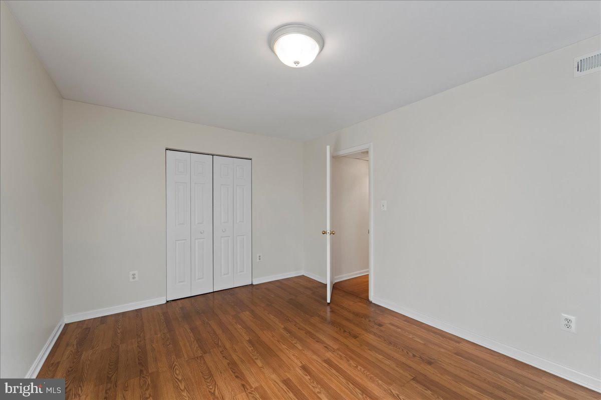 BOLLING BROOK - Residential Lease