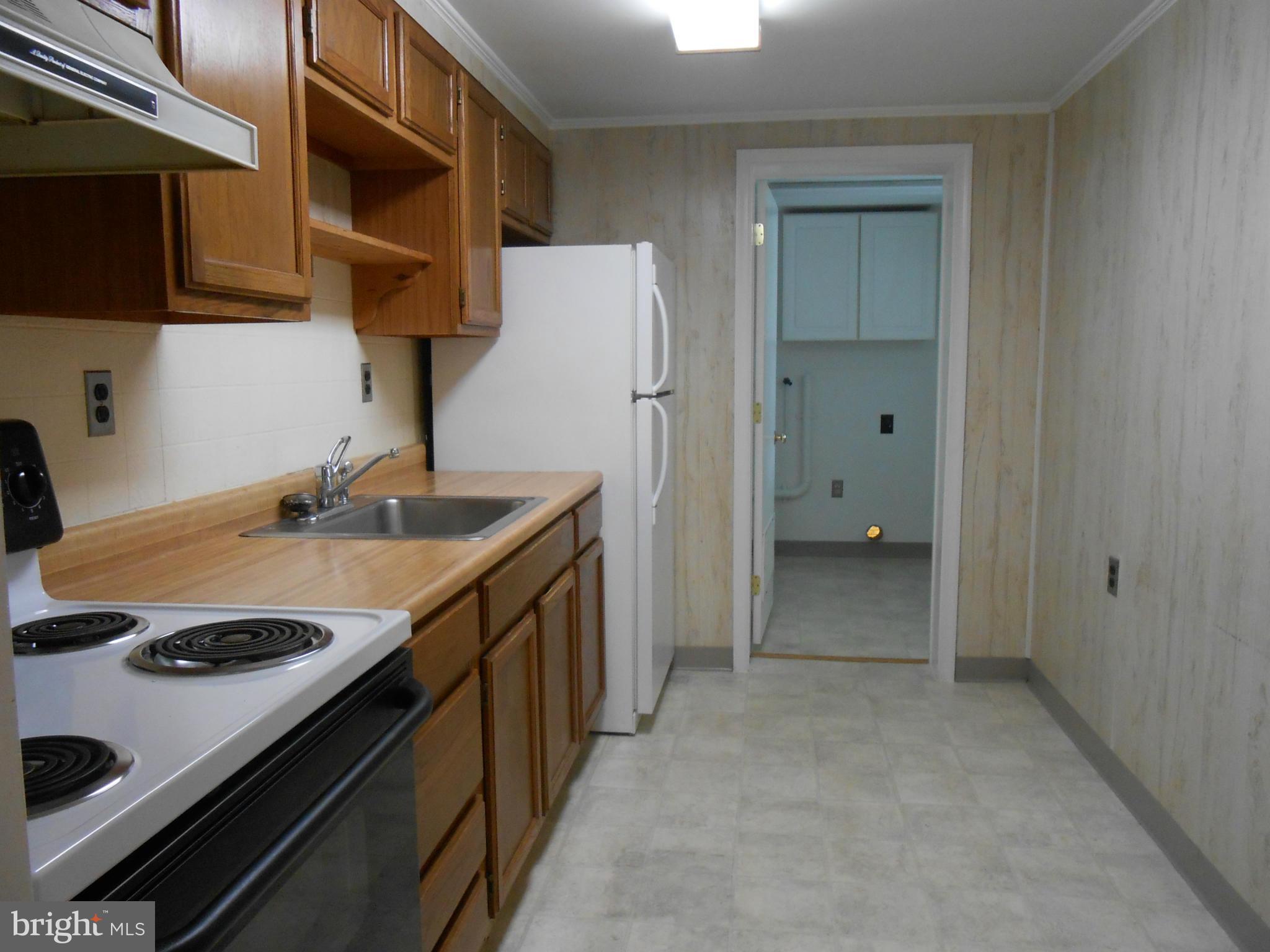 LEVERINGS - Residential Lease