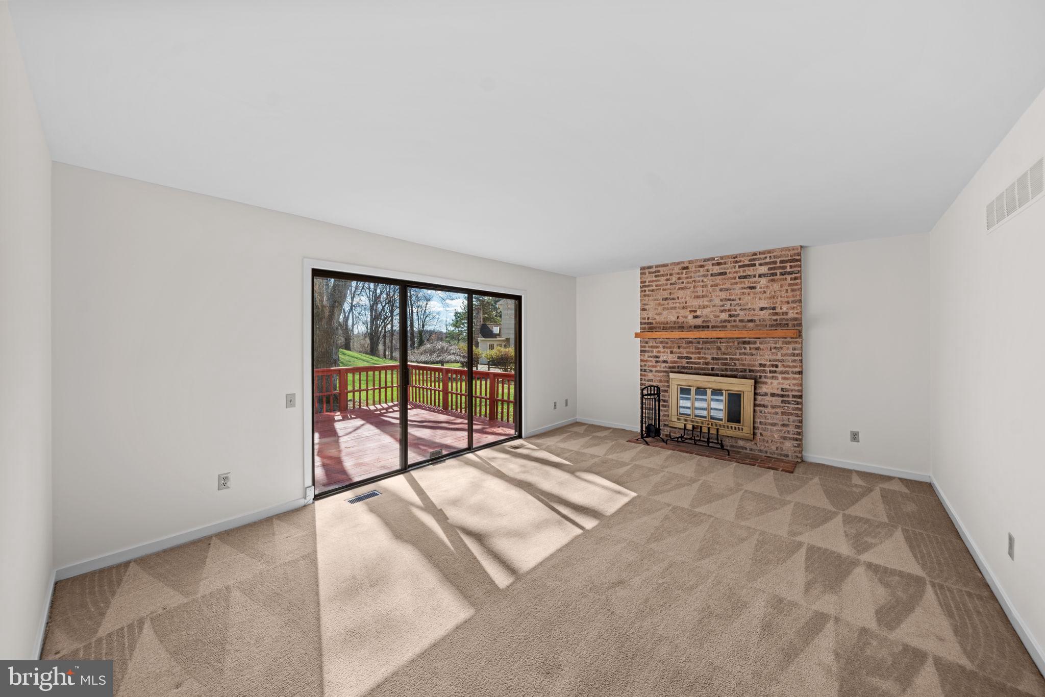 LIMESTONE HILLS - Residential