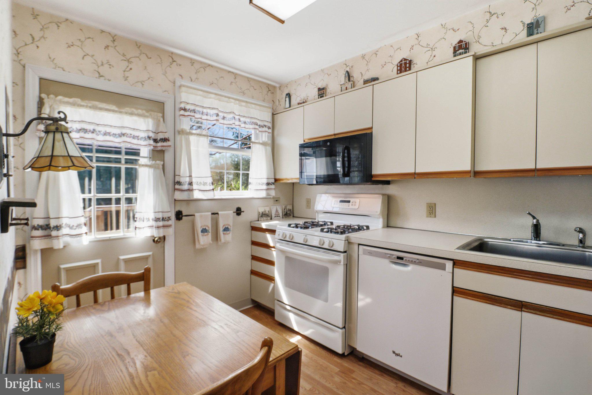 348 VALLEY VIEW ROAD