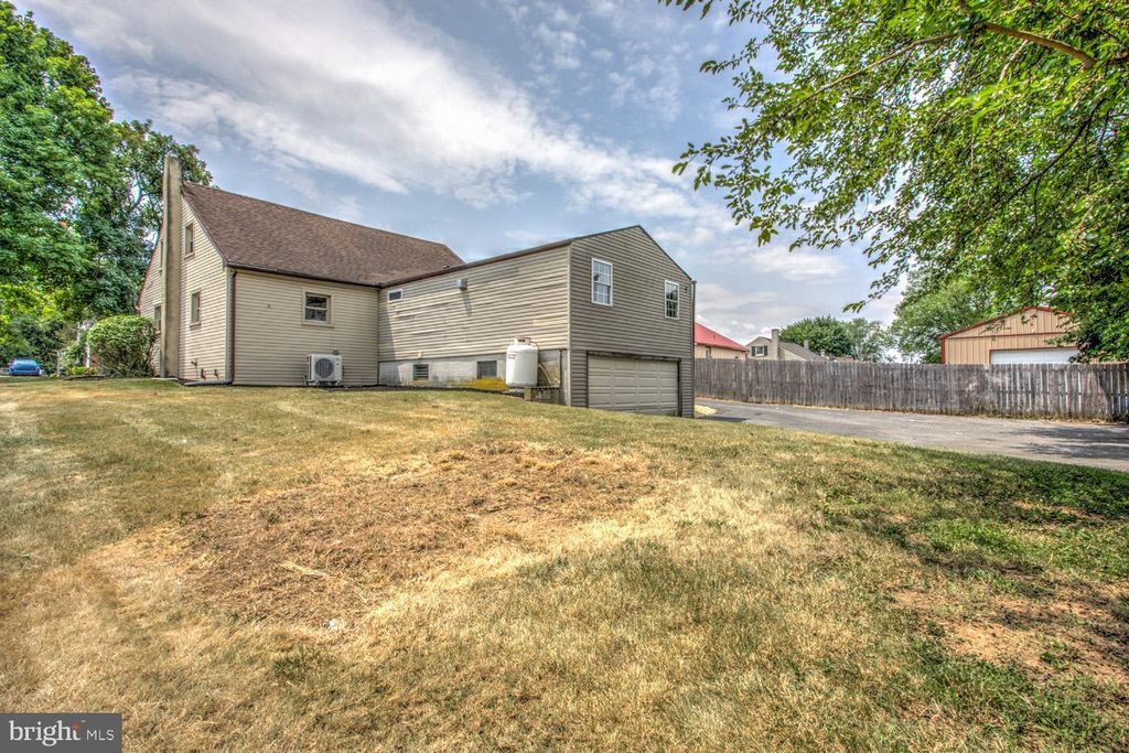 Photo of 4403 CHINCHILLA AVE, MOUNT JOY, PA 17552 (MLS # PALA2036100)