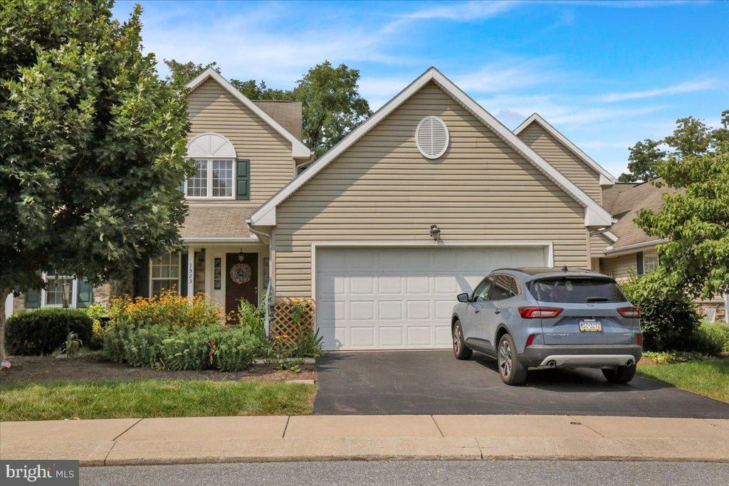 Photo of 1523 Hickory Run Court, ELIZABETHTOWN, PA 17022 (MLS # PALA2074018)