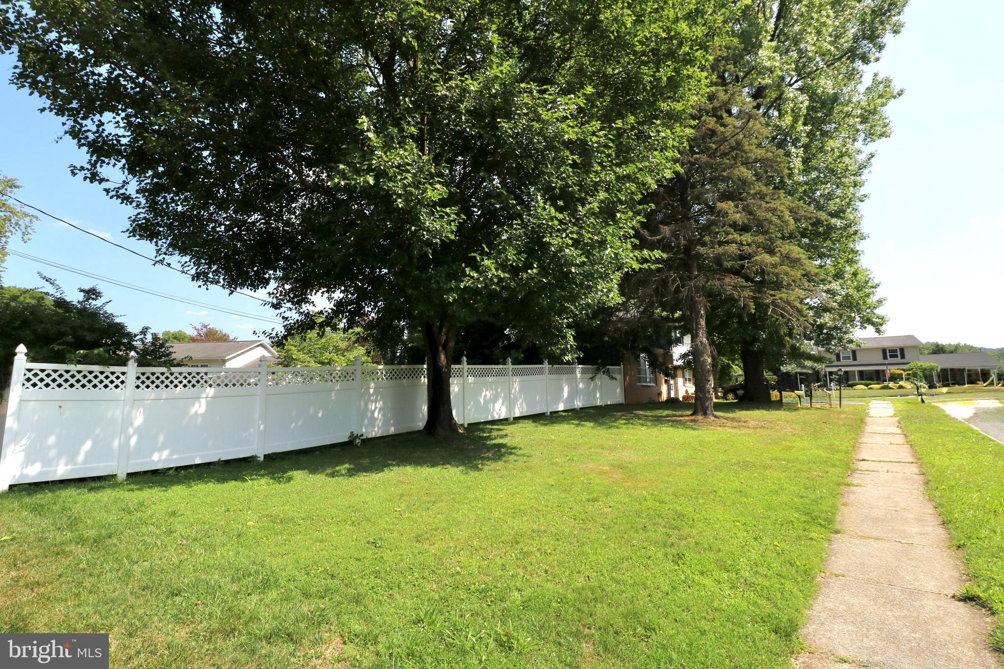 122 GRANVILLE AVENUE